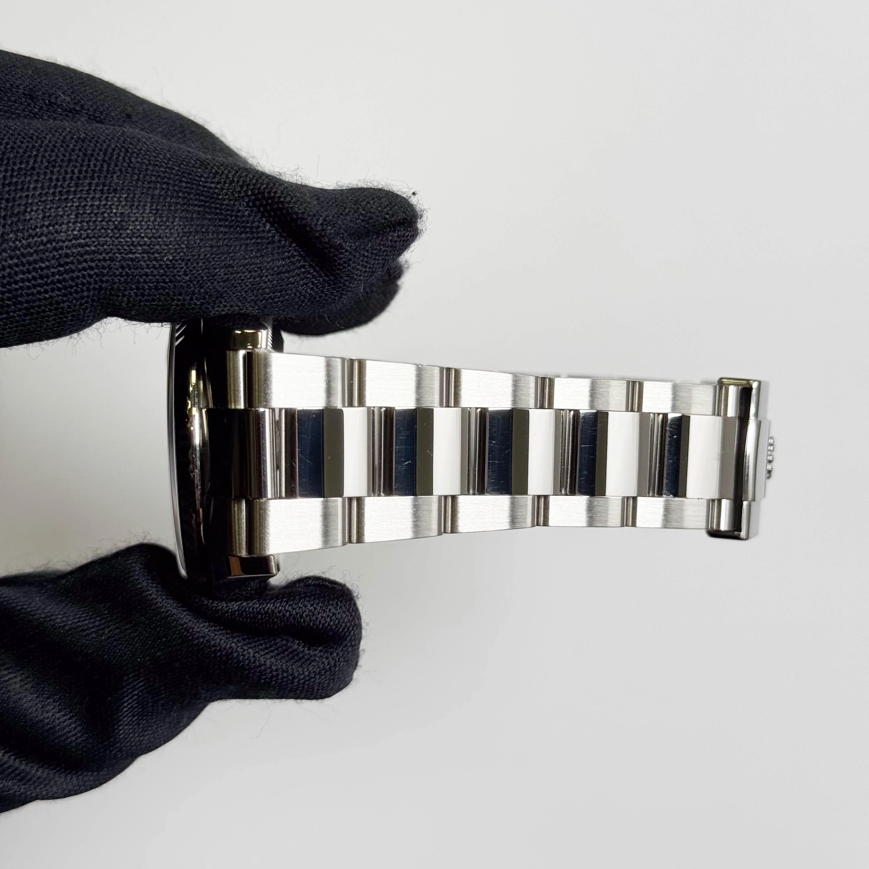 Rolex Datejust 36mm Black Dial Watch Ref# 126234 - Image 5