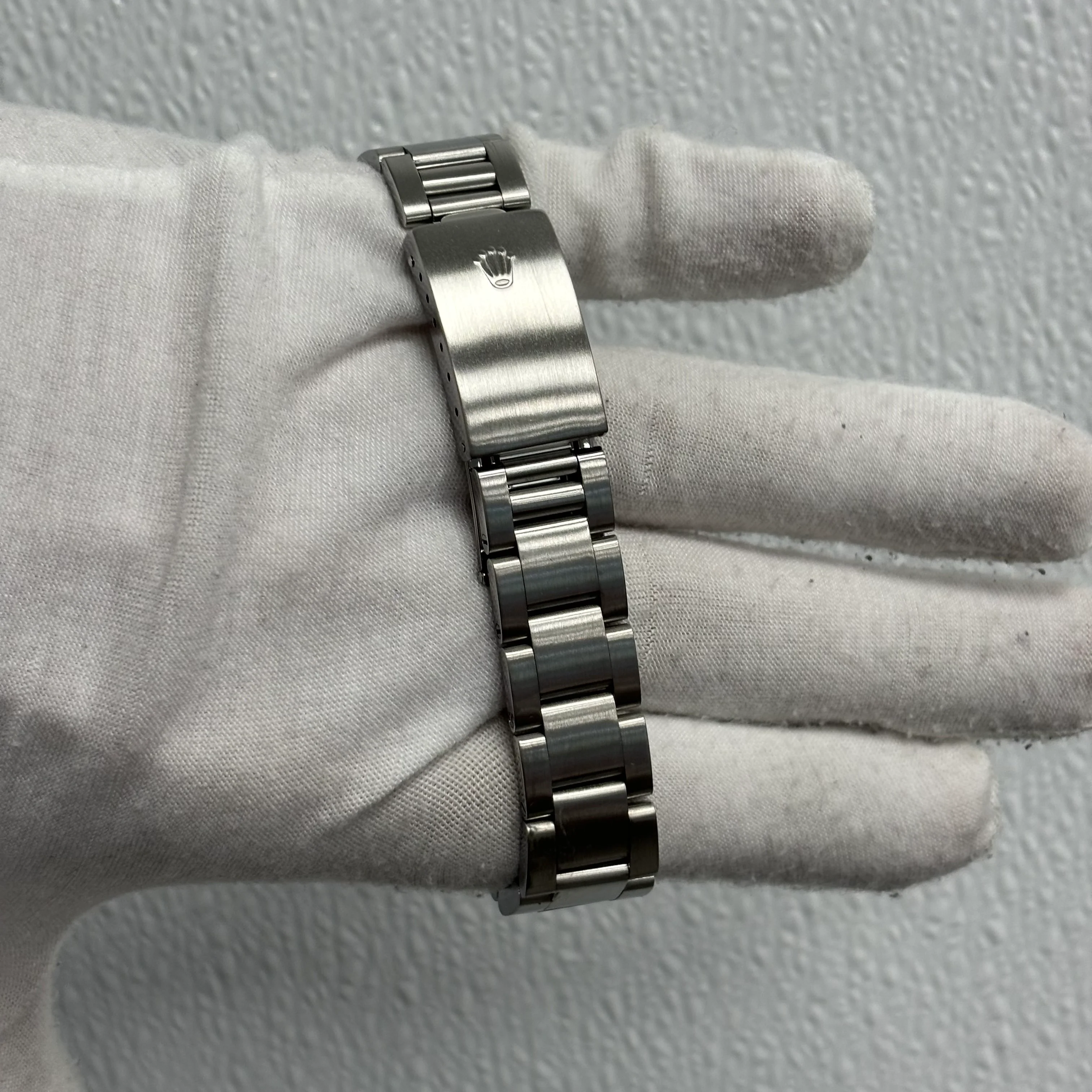 Rolex Datejust 36mm Black Dial Watch Ref# 16200 - Image 4