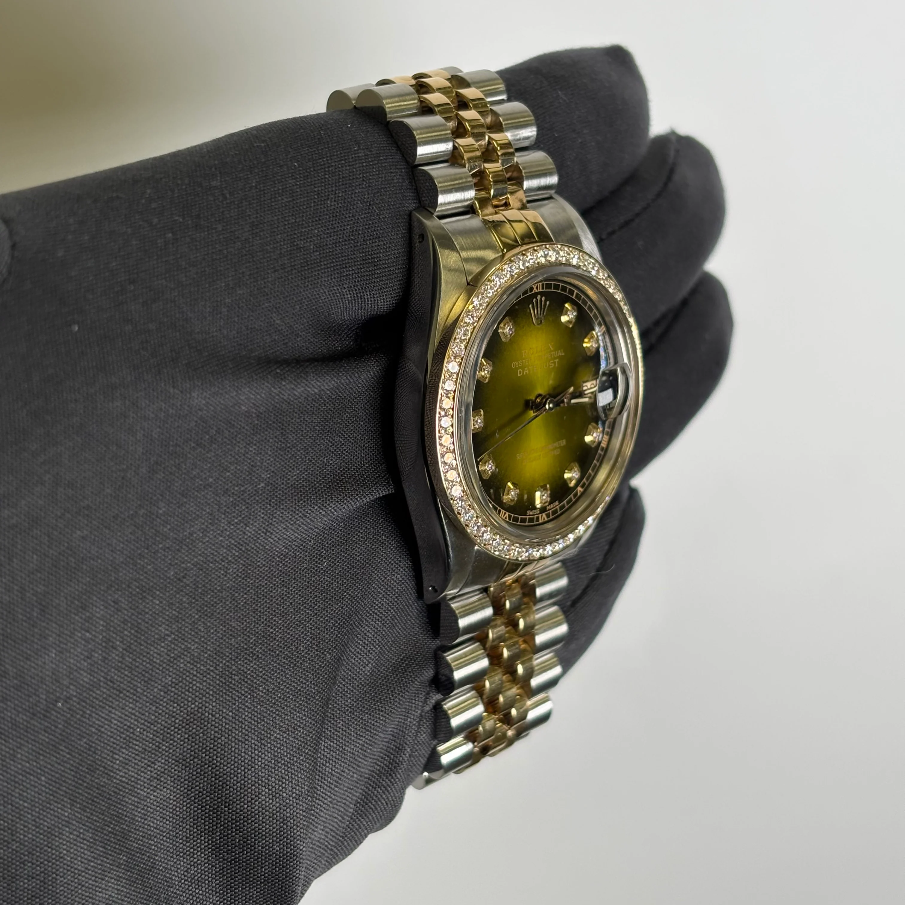 Rolex Datejust 36mm Green Dial Watch Ref# 16233 - Image 3