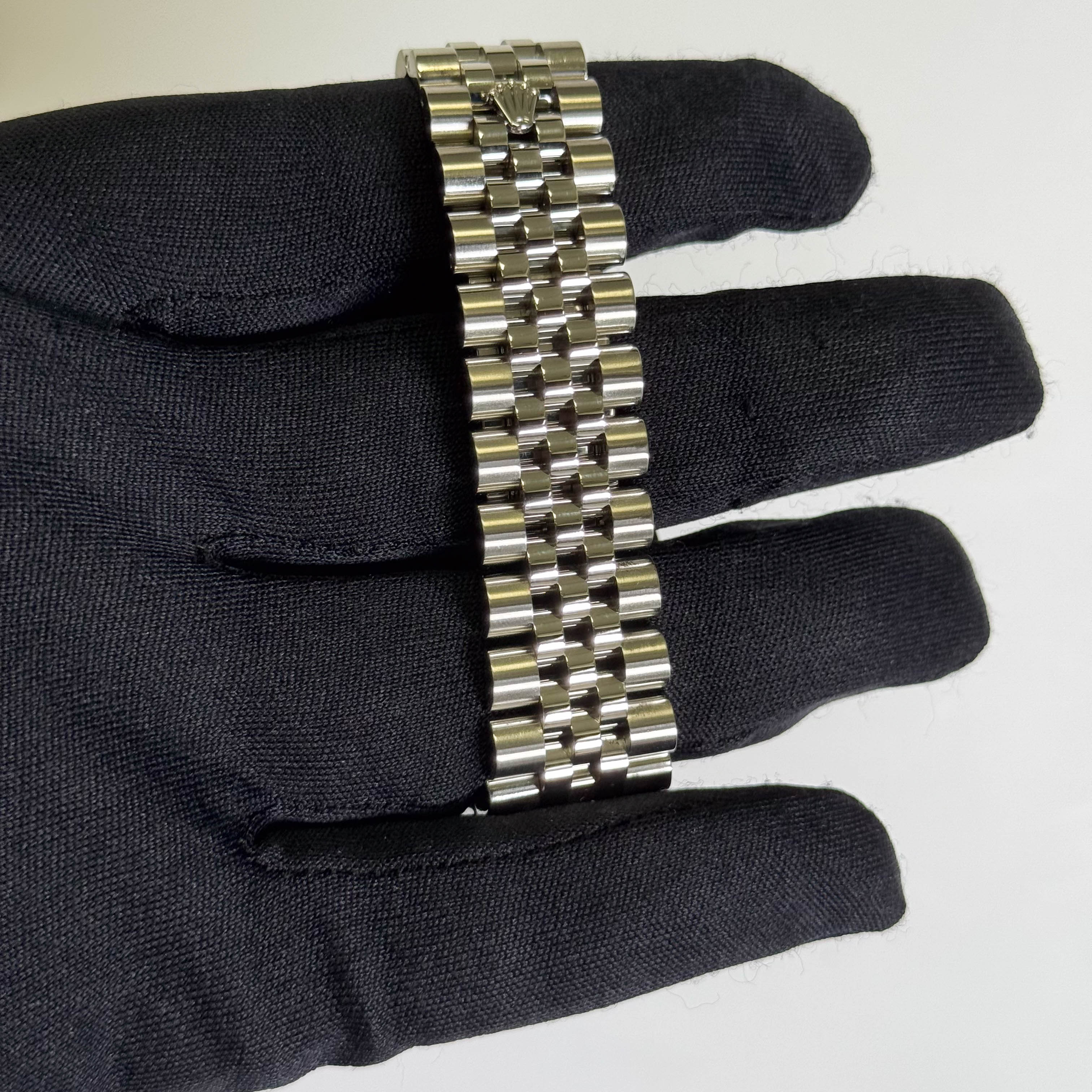 Rolex Datejust 36mm Blue Dial Watch Ref# 116234 - Image 4