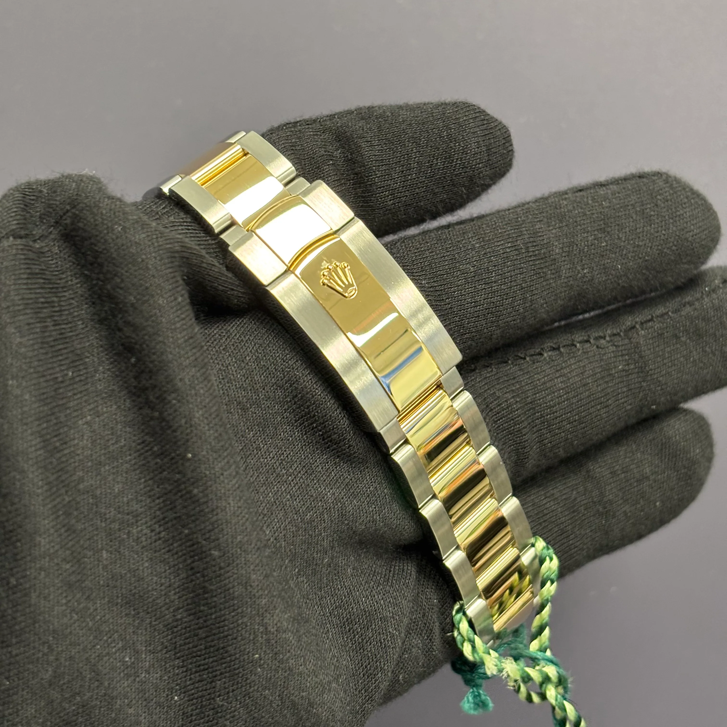 Rolex Datejust 36mm Champagne Dial Watch Ref# 126233 - Image 4