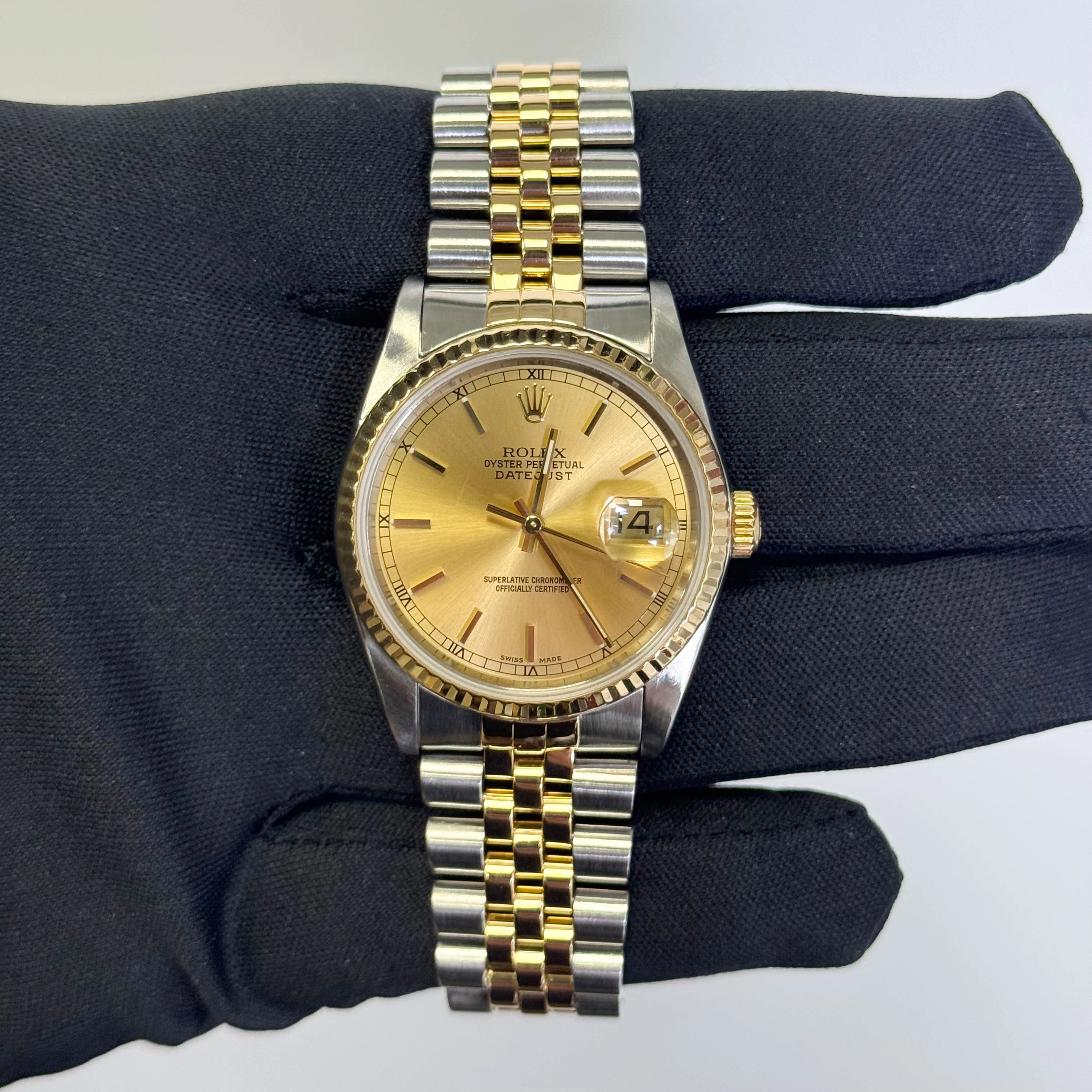 Rolex Datejust 36mm Champagne Dial Watch Ref# 16233 - Image 2