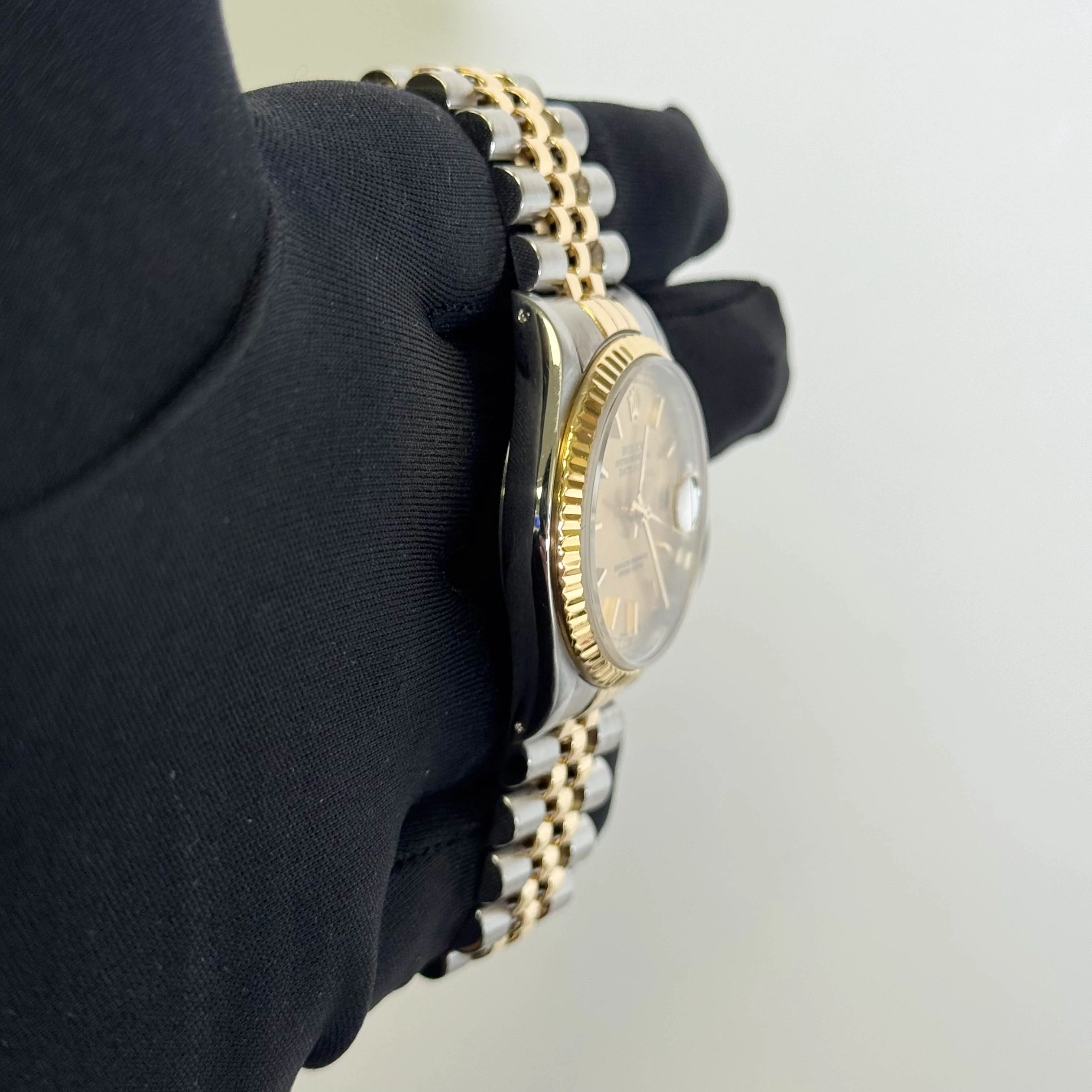 Rolex Datejust 36mm Champagne Dial Watch Ref# 16233 - Image 3