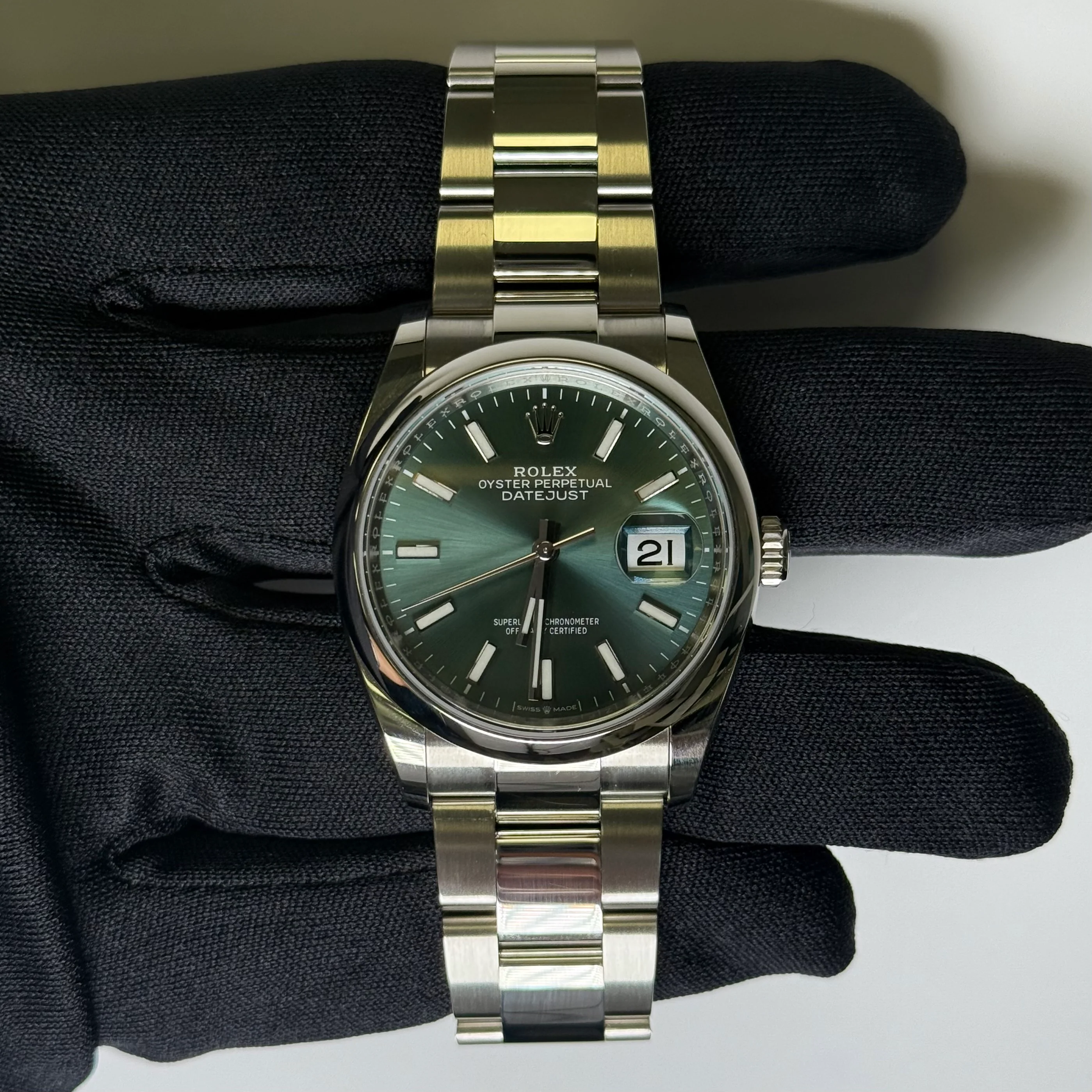 Rolex Datejust 36mm Green Dial Watch Ref# 126200 - Image 2