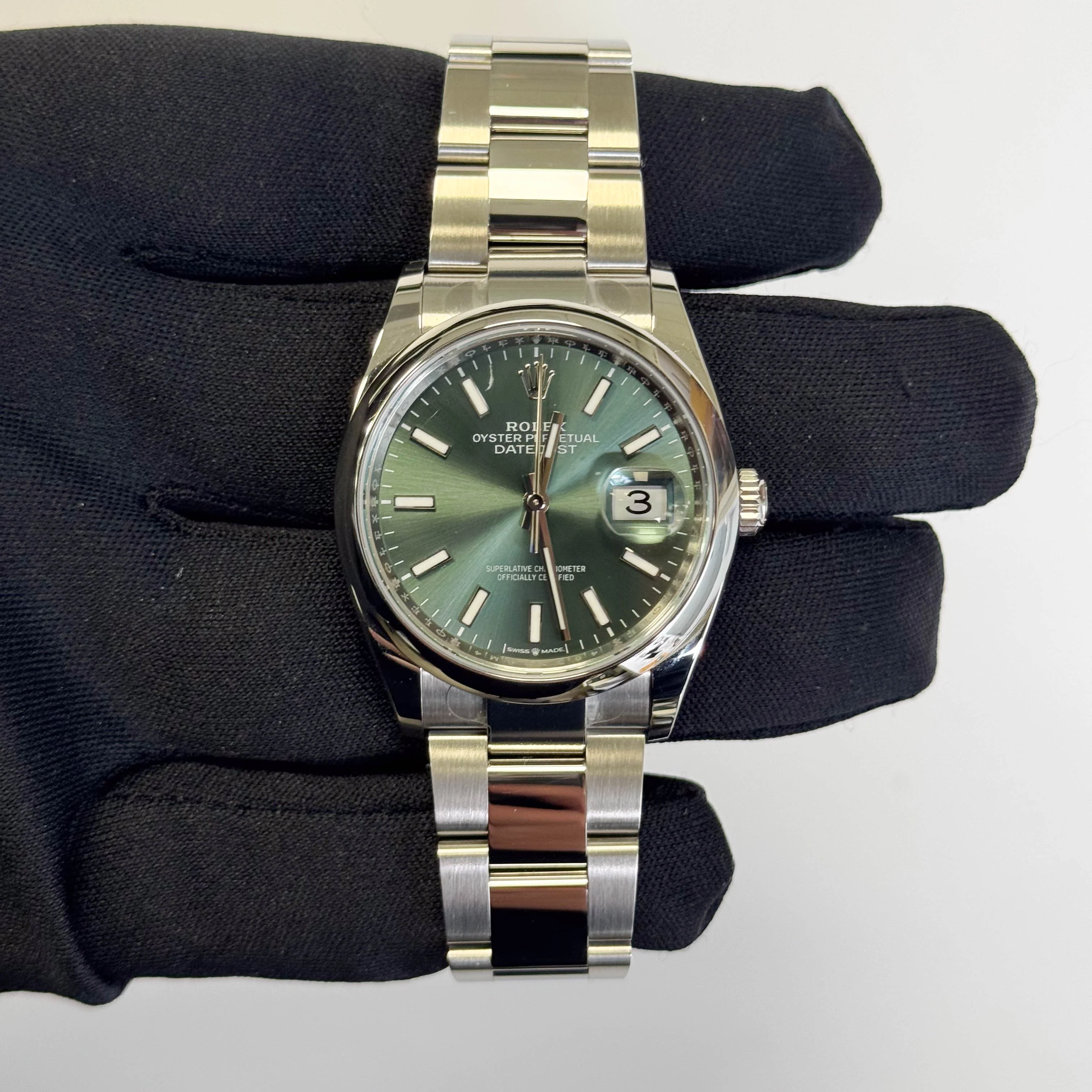 Rolex Datejust 36mm Green Dial Watch Ref# 126200 - Image 2
