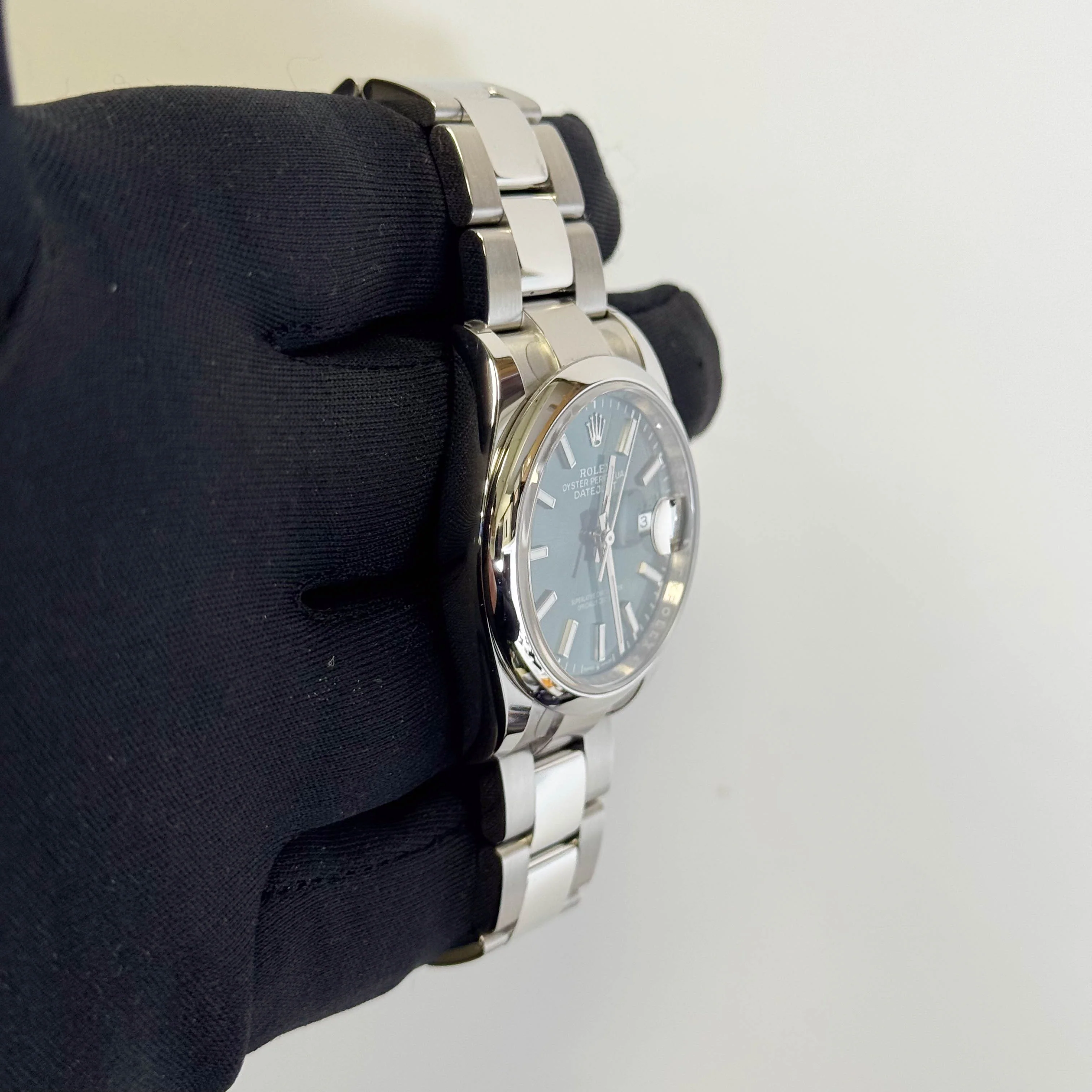 Rolex Datejust 36mm Green Dial Watch Ref# 126200 - Image 3