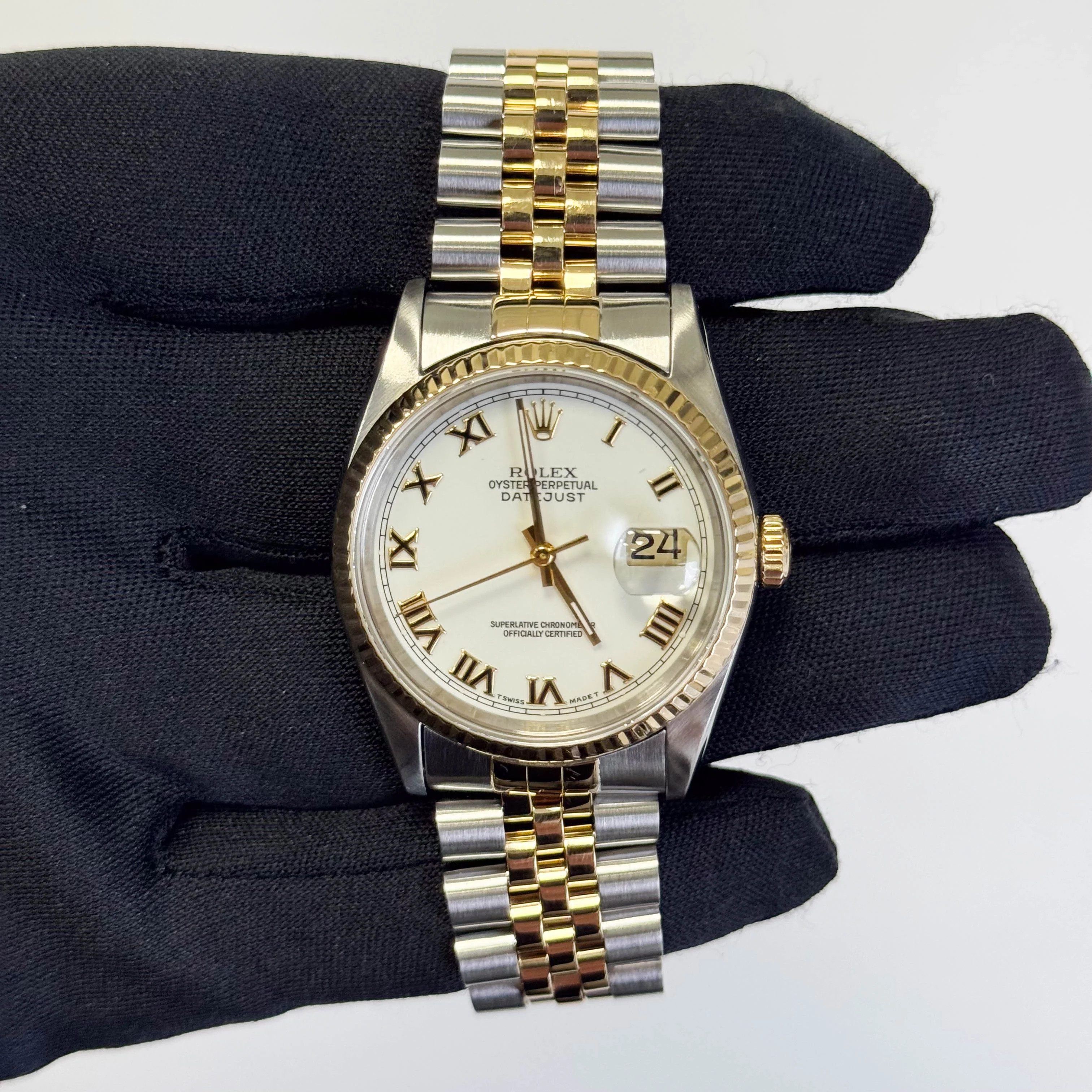 Rolex Datejust 36mm White Roman Dial Watch Ref# 16233 - Image 2