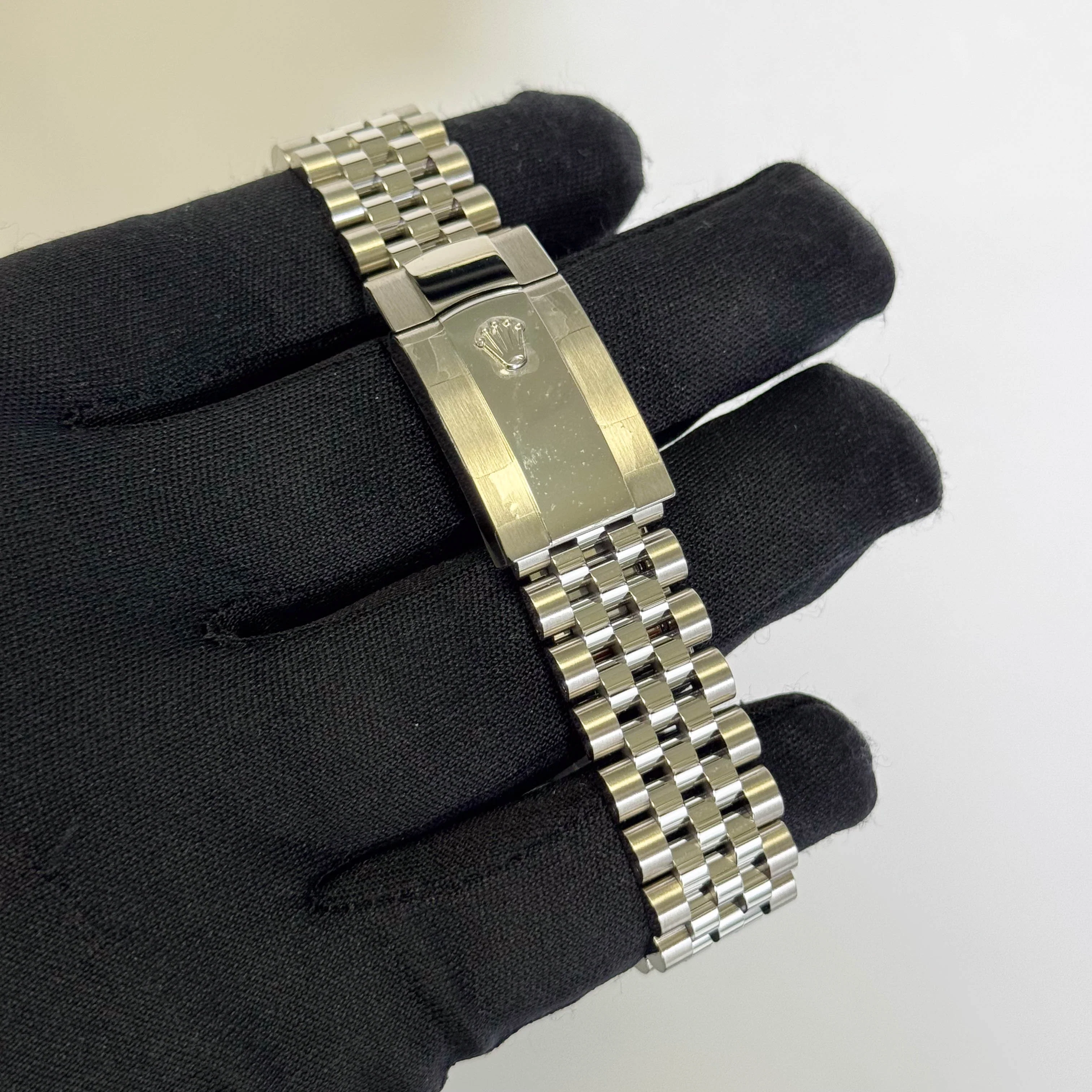 Rolex Datejust 36mm Wimbledon Dial Watch Ref# 126234 - Image 4