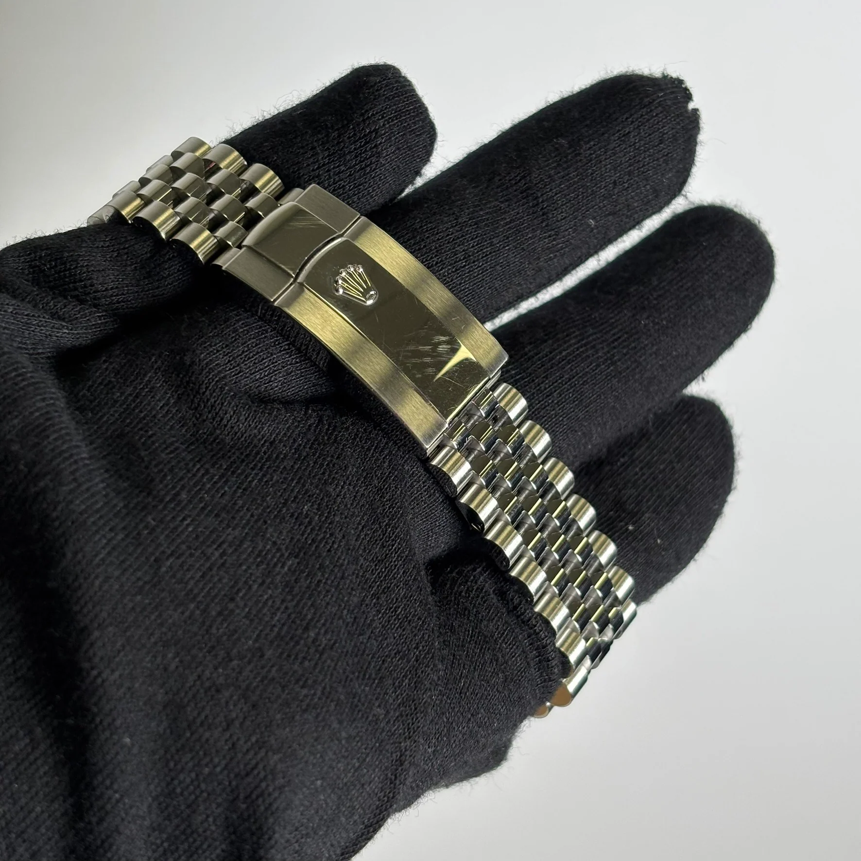 Rolex Datejust 41mm Blue Dial Watch Ref# 126334 - Image 4