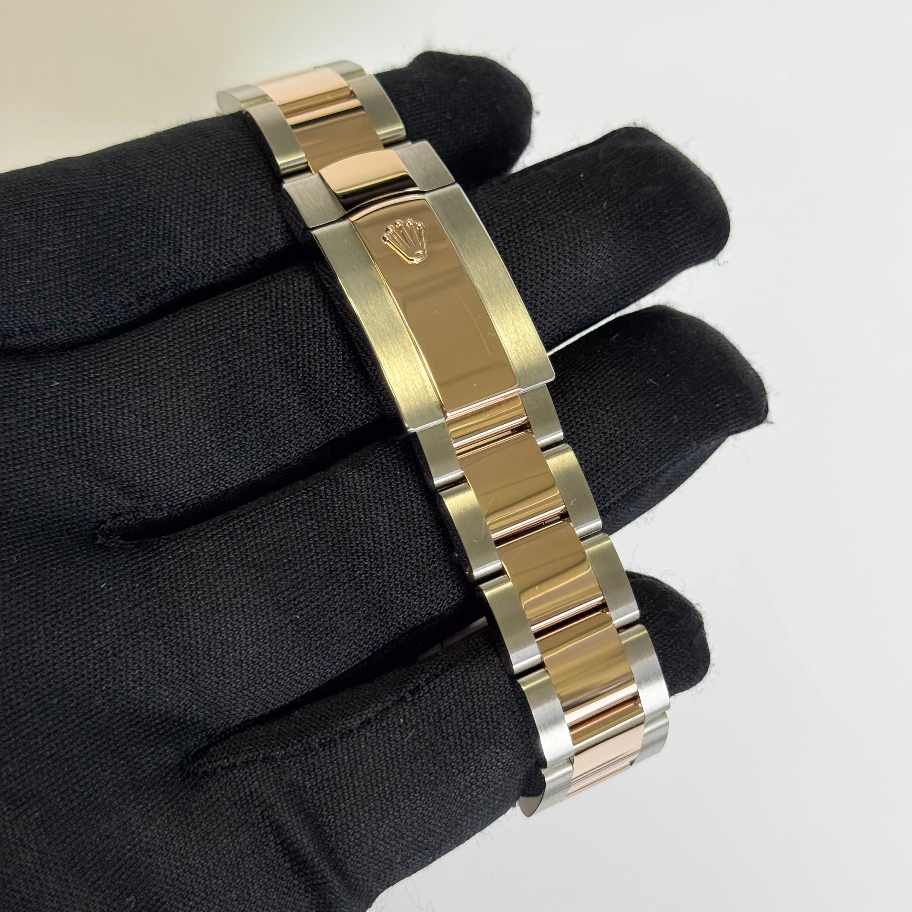 Rolex Datejust 41mm Chocolate Diamond Dial Watch Ref# 126331 - Image 4