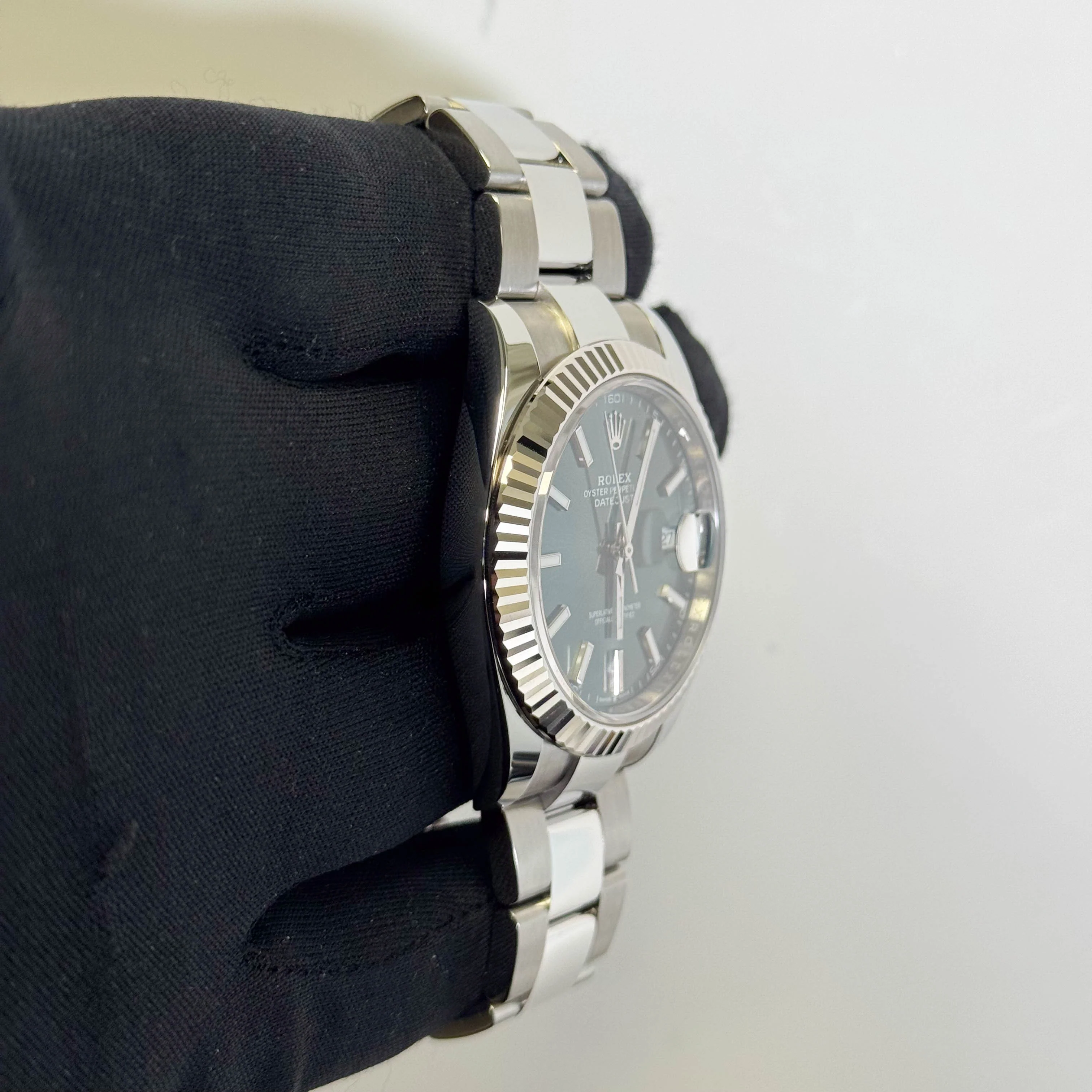 Rolex Datejust 41mm Green Dial Watch Ref# 126334 - Image 3