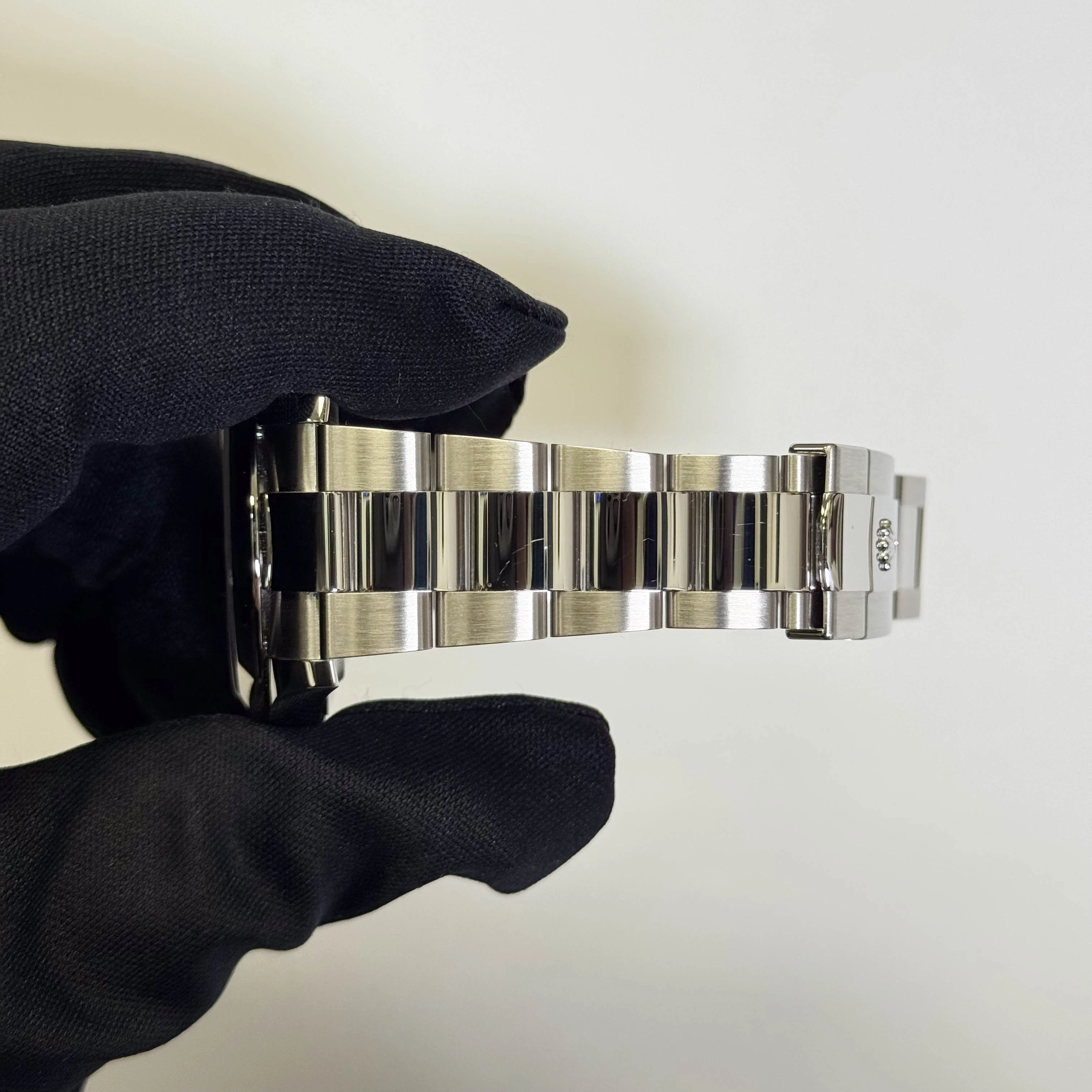 Rolex Datejust 41mm Rhodium Dial Watch Ref# 126300 - Image 5