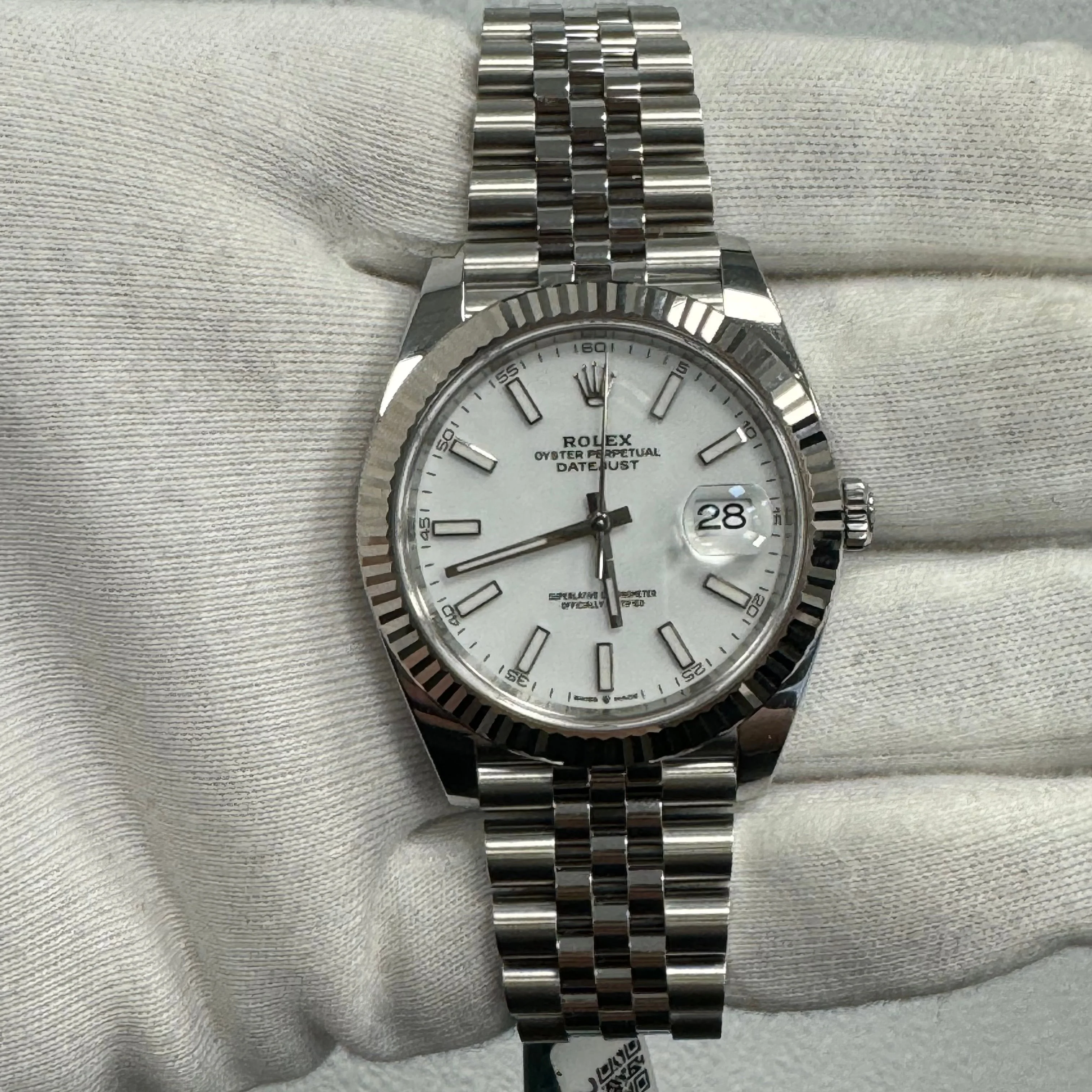 Rolex Datejust 41mm White Dial Watch Ref# 126334 - Image 2