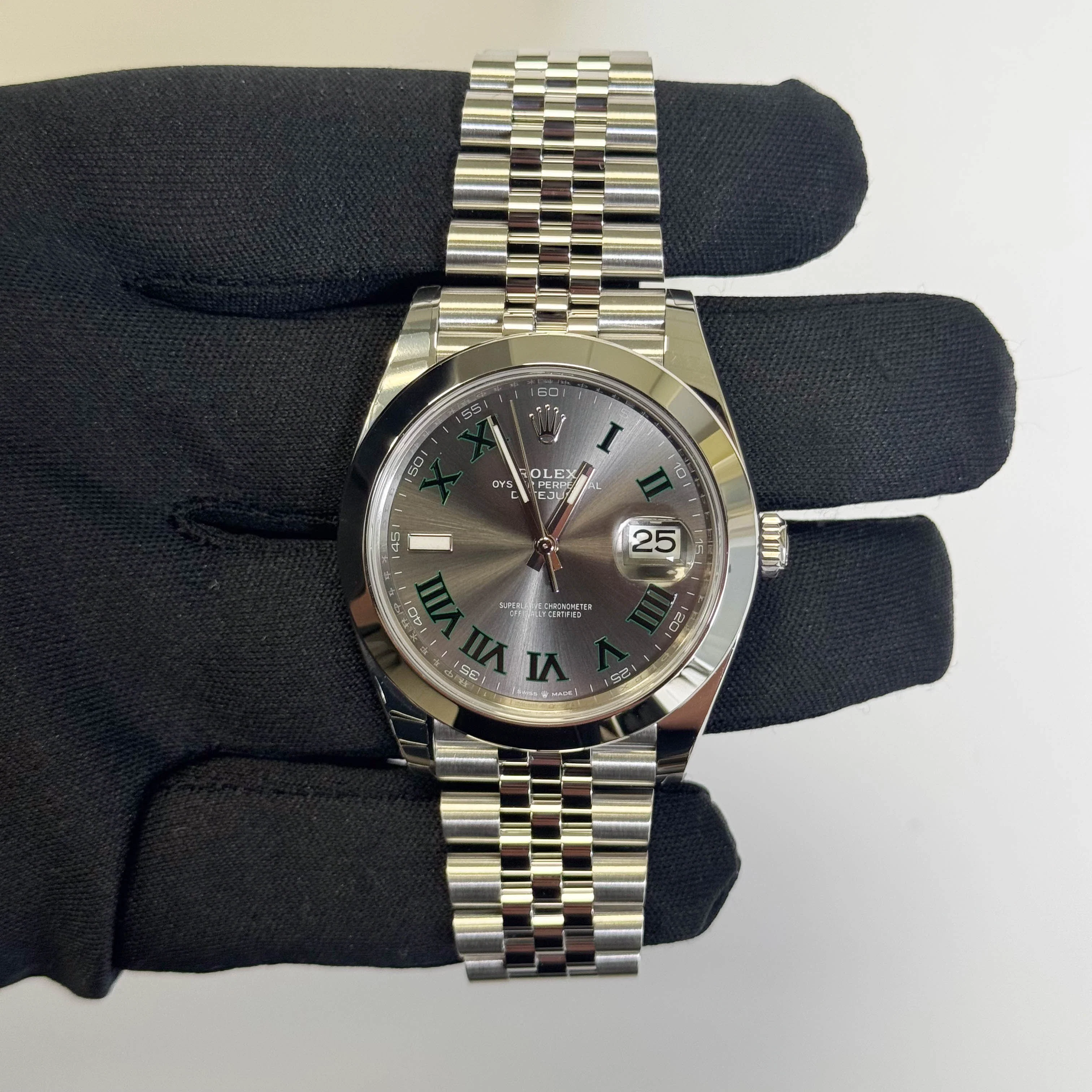 Rolex Datejust 41mm Wimbledon Dial Watch Ref# 126300 - Image 2