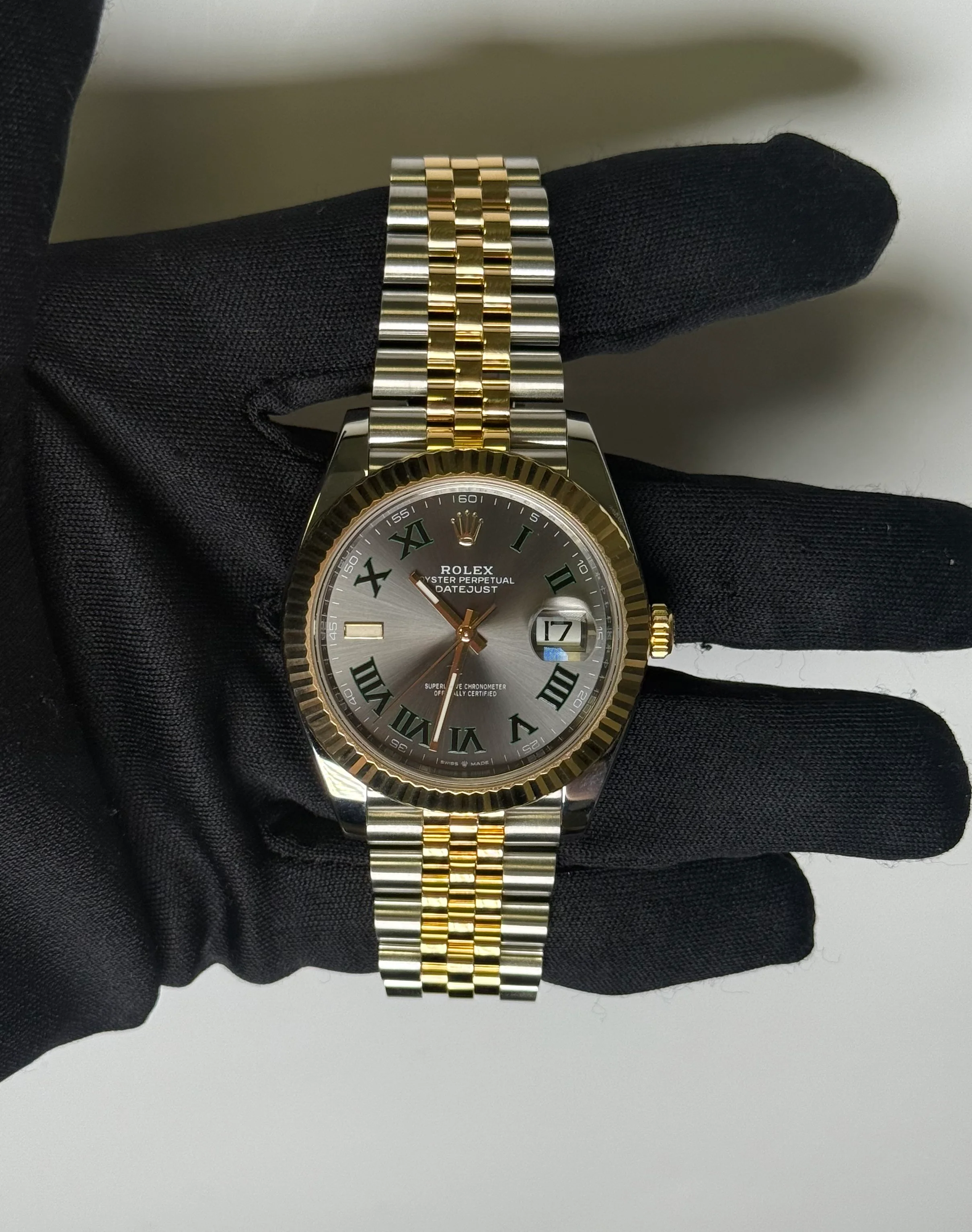 Rolex Datejust 41mm Wimbledon Dial Watch Ref# 126333 - Image 3