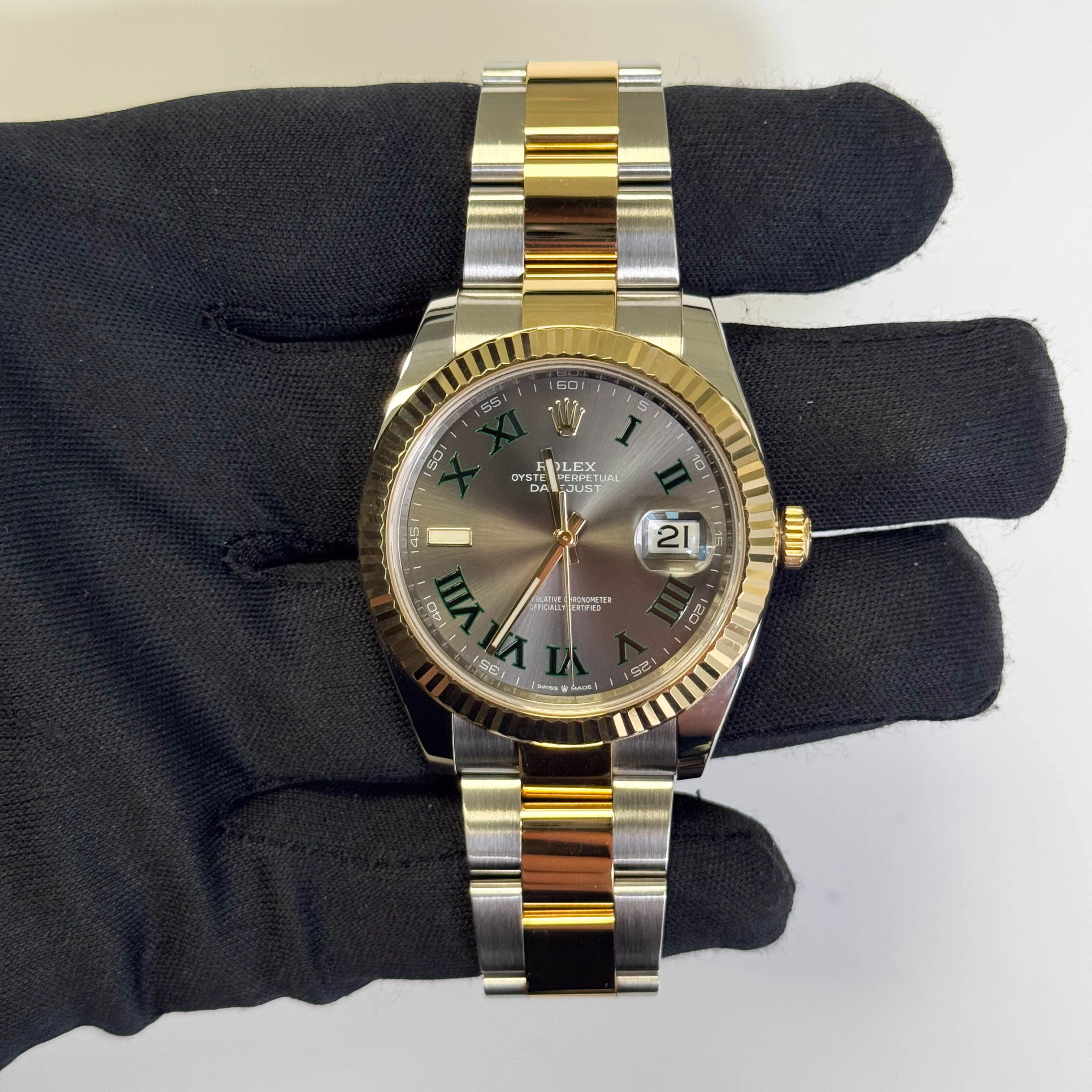 Rolex Datejust 41mm Wimbledon Dial Watch Ref# 126333 - Image 2