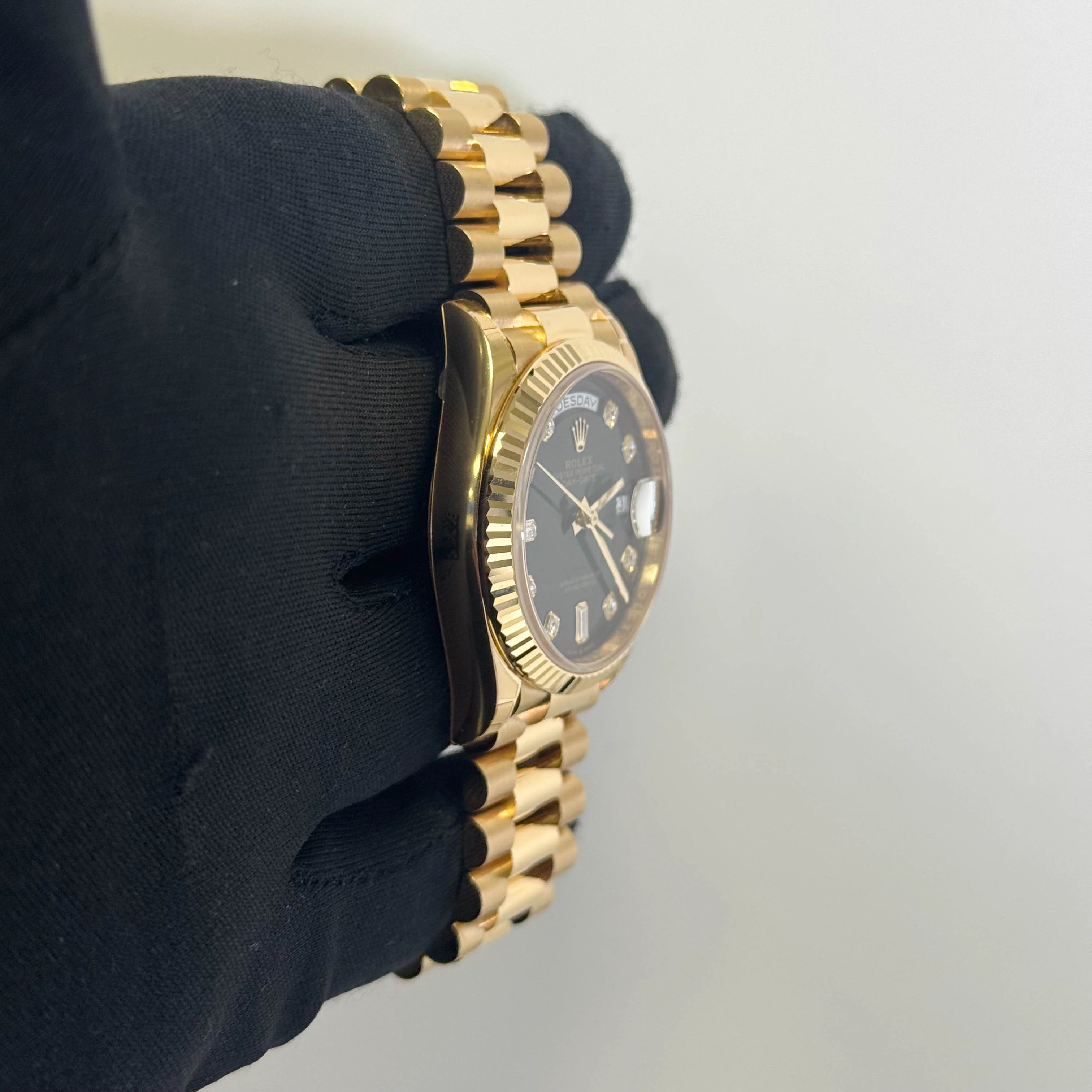 Rolex Day-Date 36mm Green Dial Watch Ref# 128238 - Image 3
