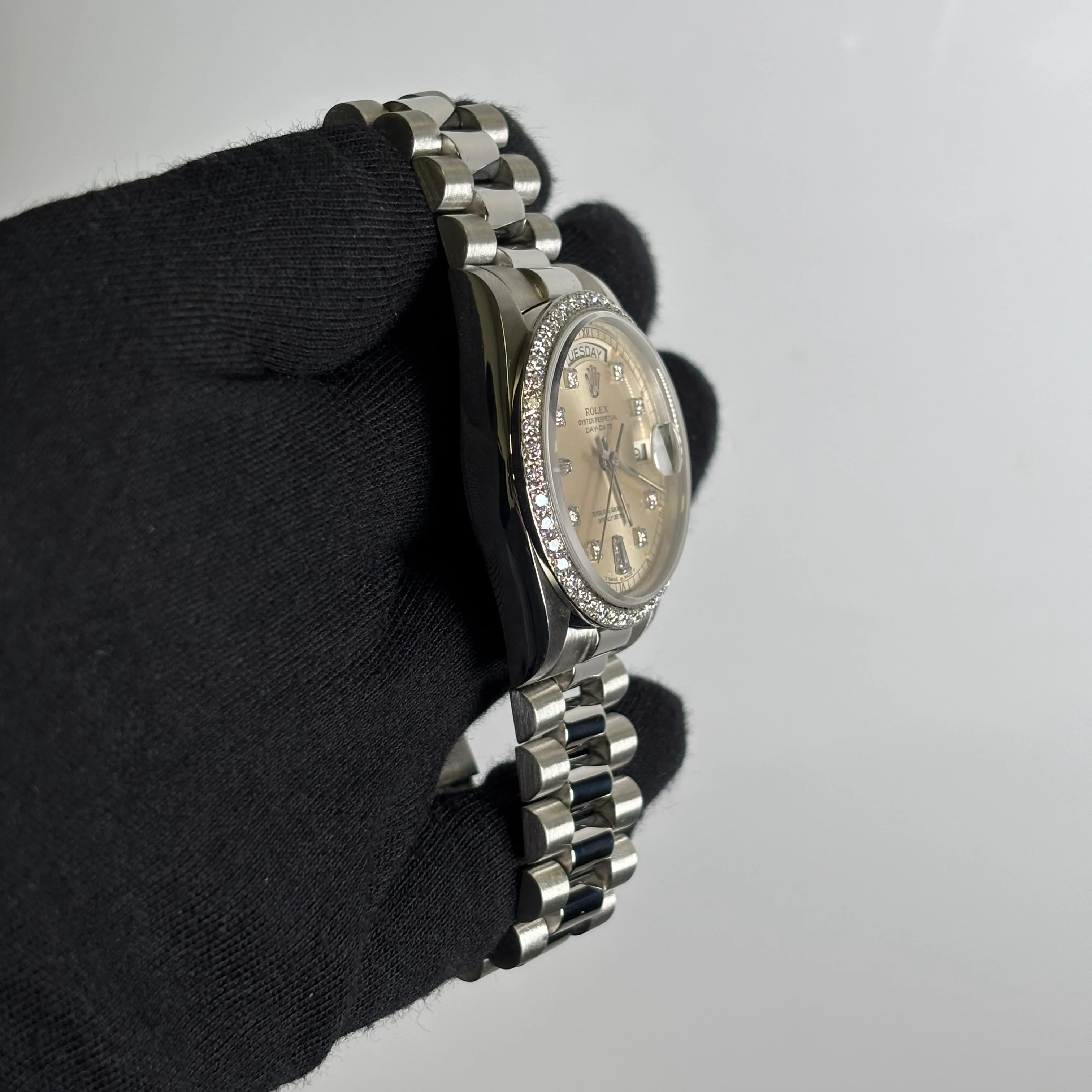 Rolex Day-Date 36mm Silver Dial Watch Ref# 18046 - Image 3