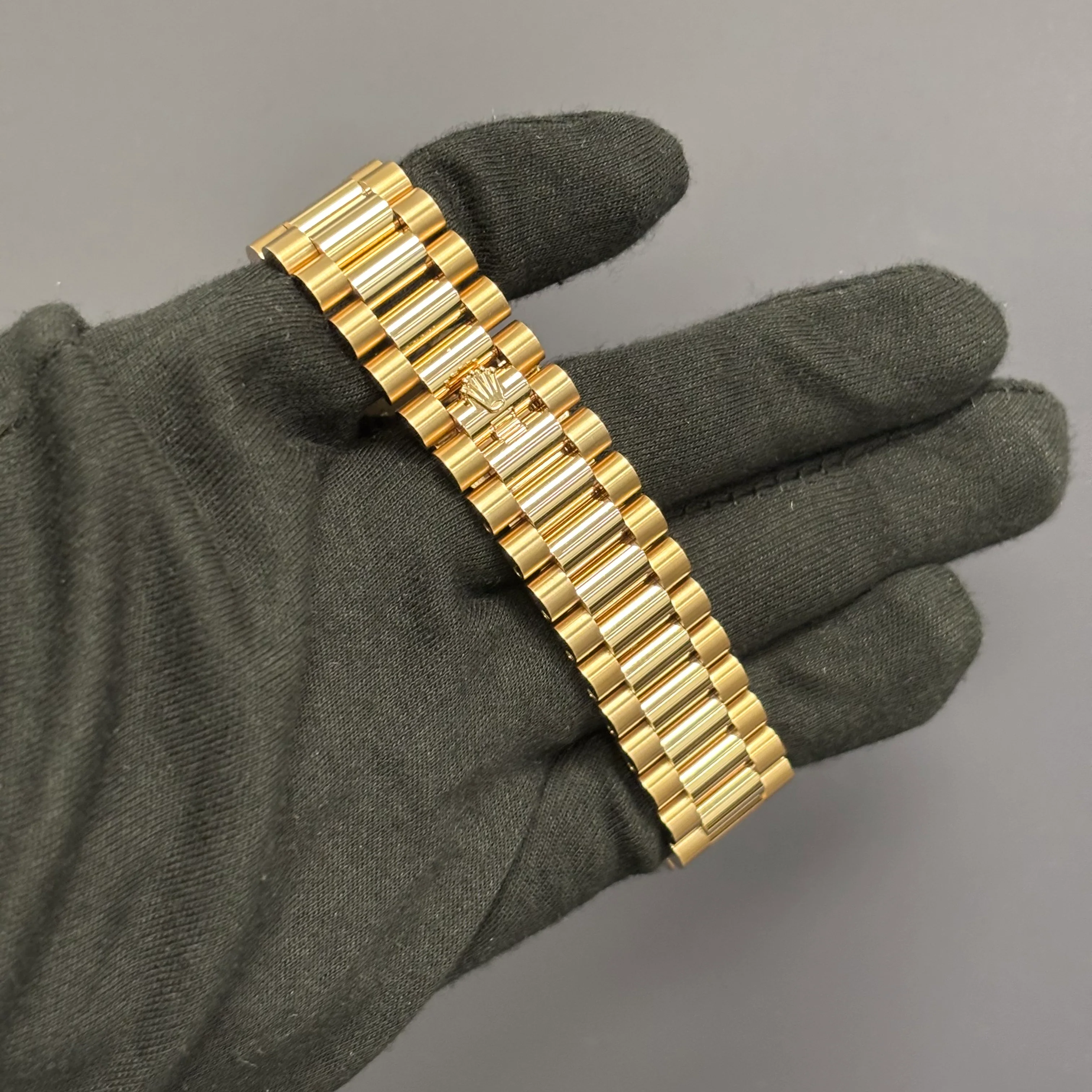 Rolex Day-Date 40mm Sundust Dial Watch Ref# 228235 - Image 4