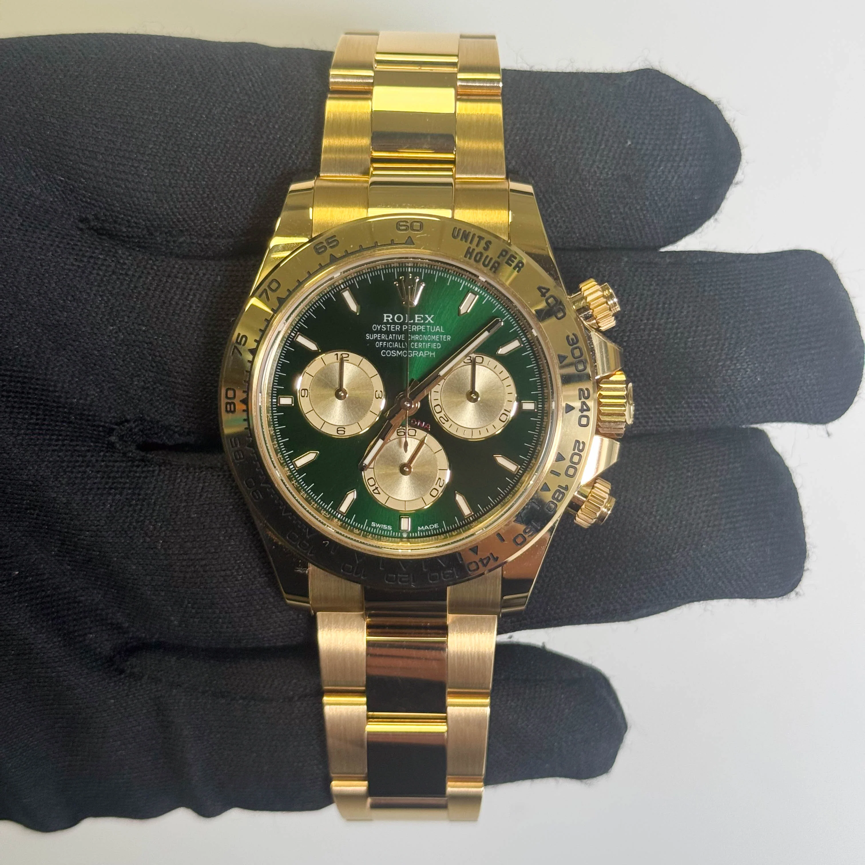 Rolex Daytona 40mm Green Chronograph Dial Watch Ref# 126508 - Image 2