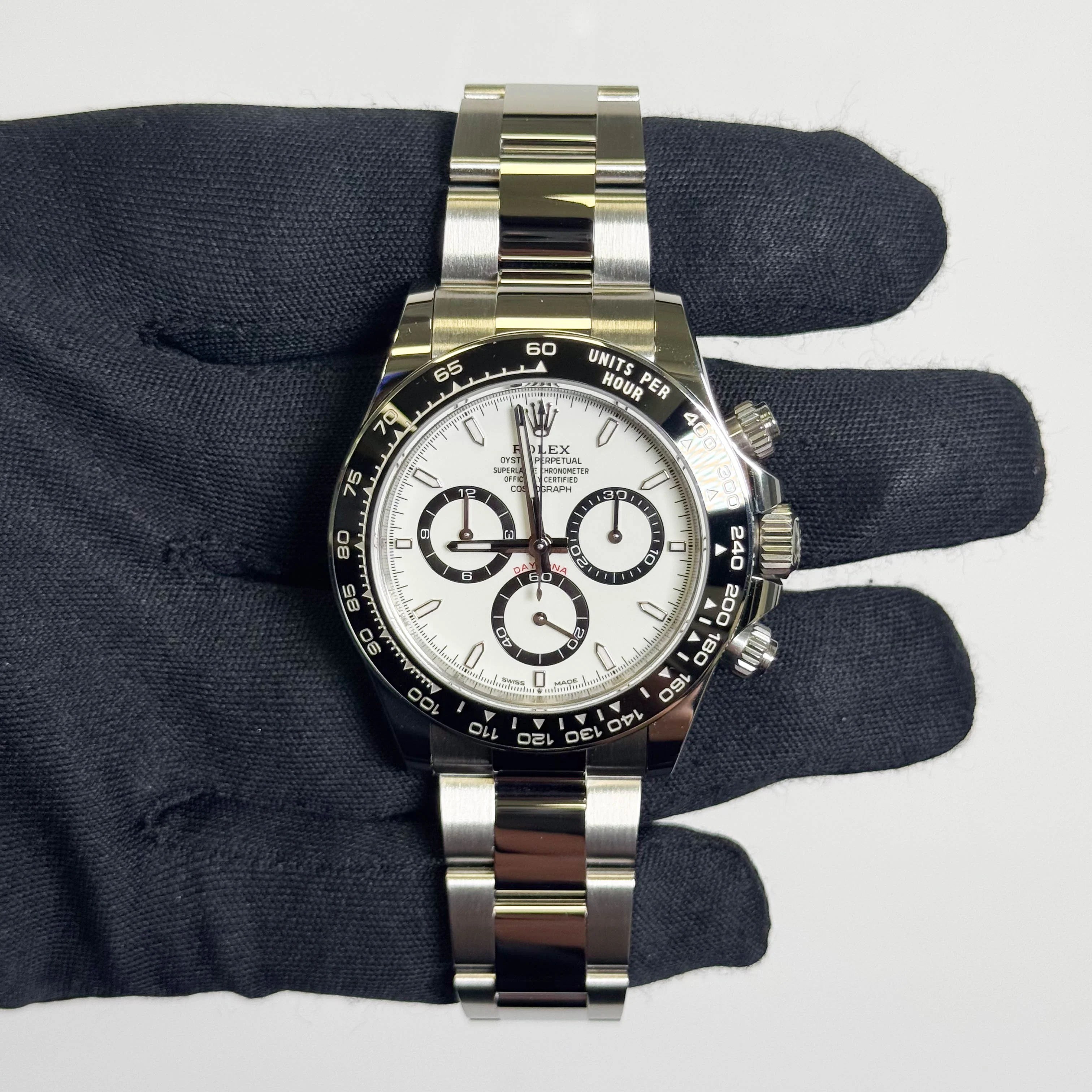 Rolex Daytona 40mm White Dial Watch Ref# 126500LN - Image 2