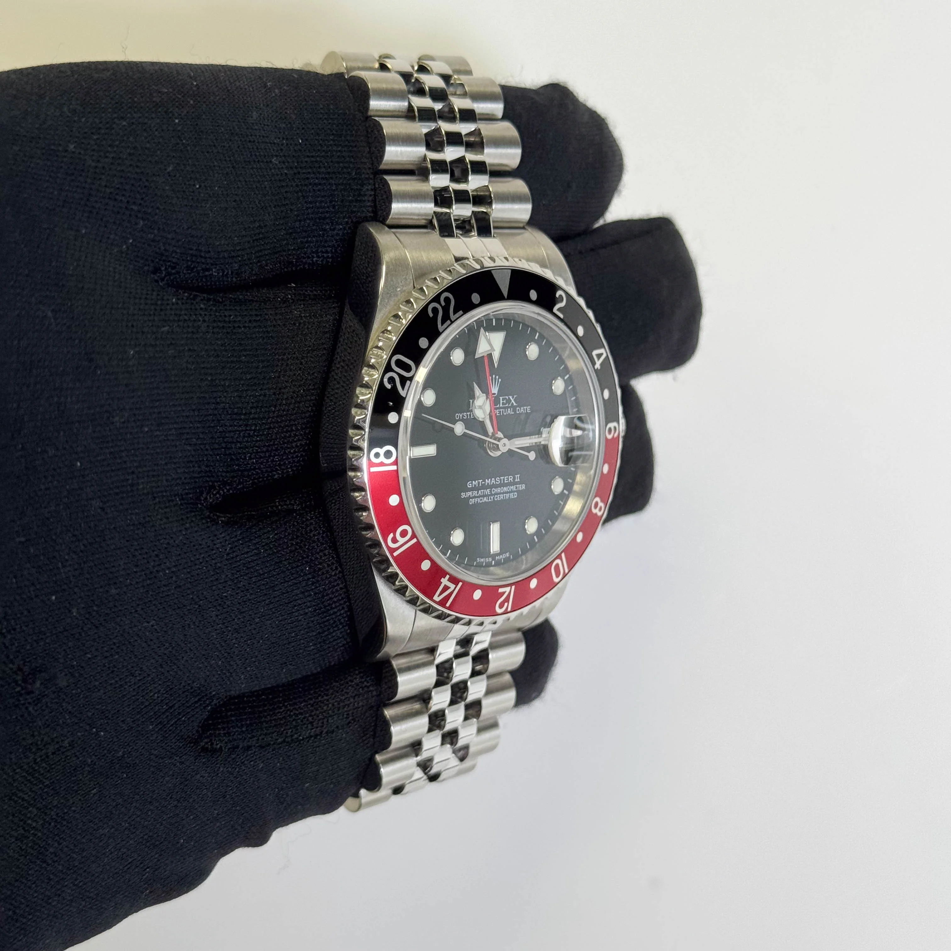Rolex GMT-Master II 40mm Black Dial Watch Ref# 16710 - Image 3