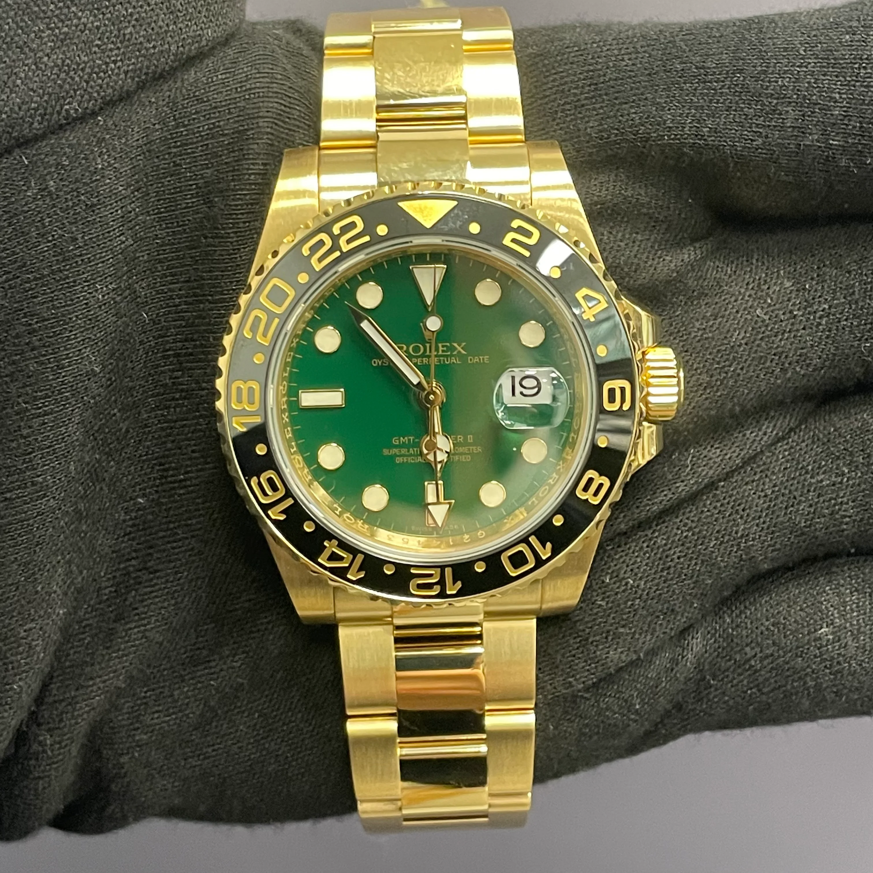 Rolex GMT Master II 40mm Green Dial Ref# 116718 - Image 2
