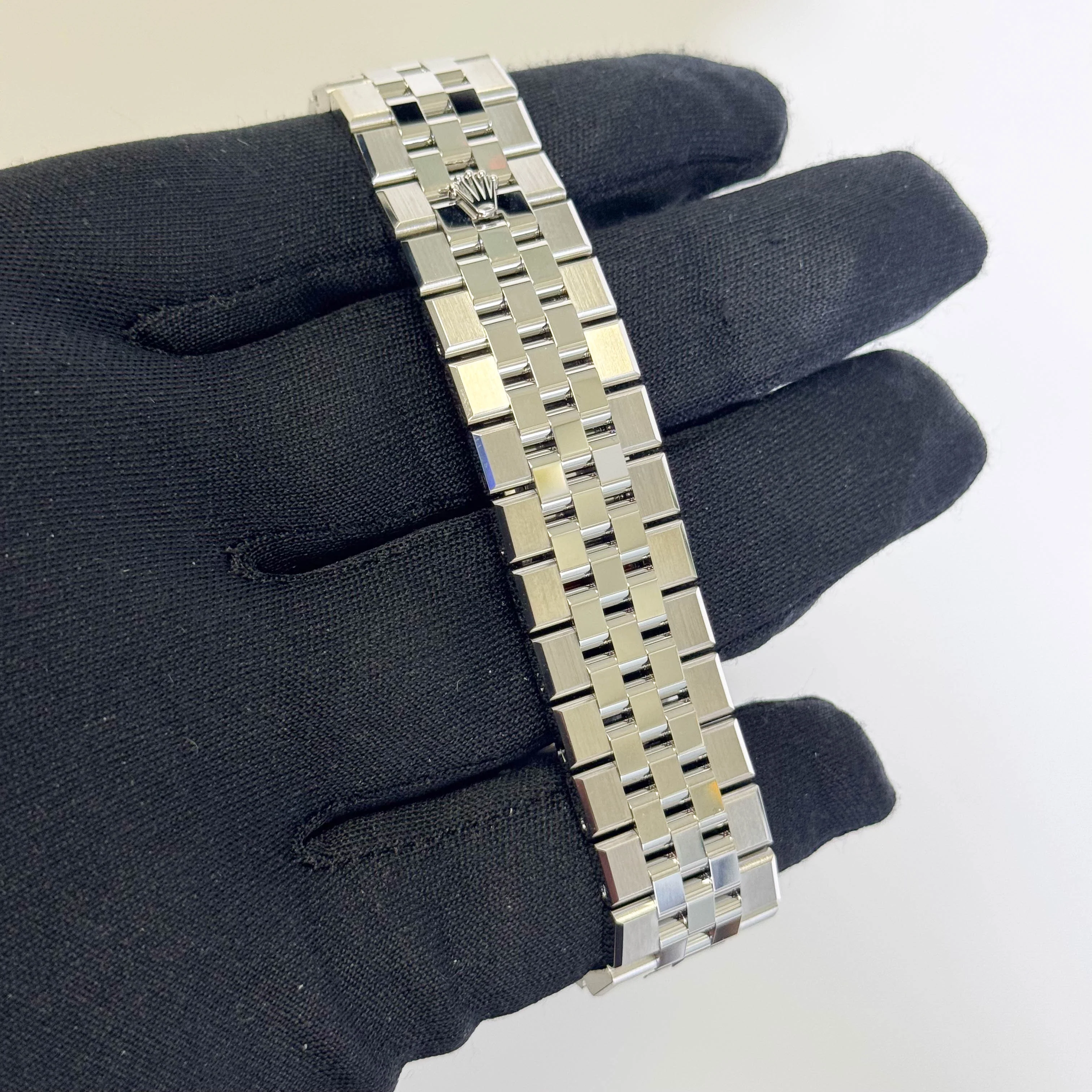 Rolex Land-Dweller 36mm White Dial Watch Ref# 127234 - Image 4