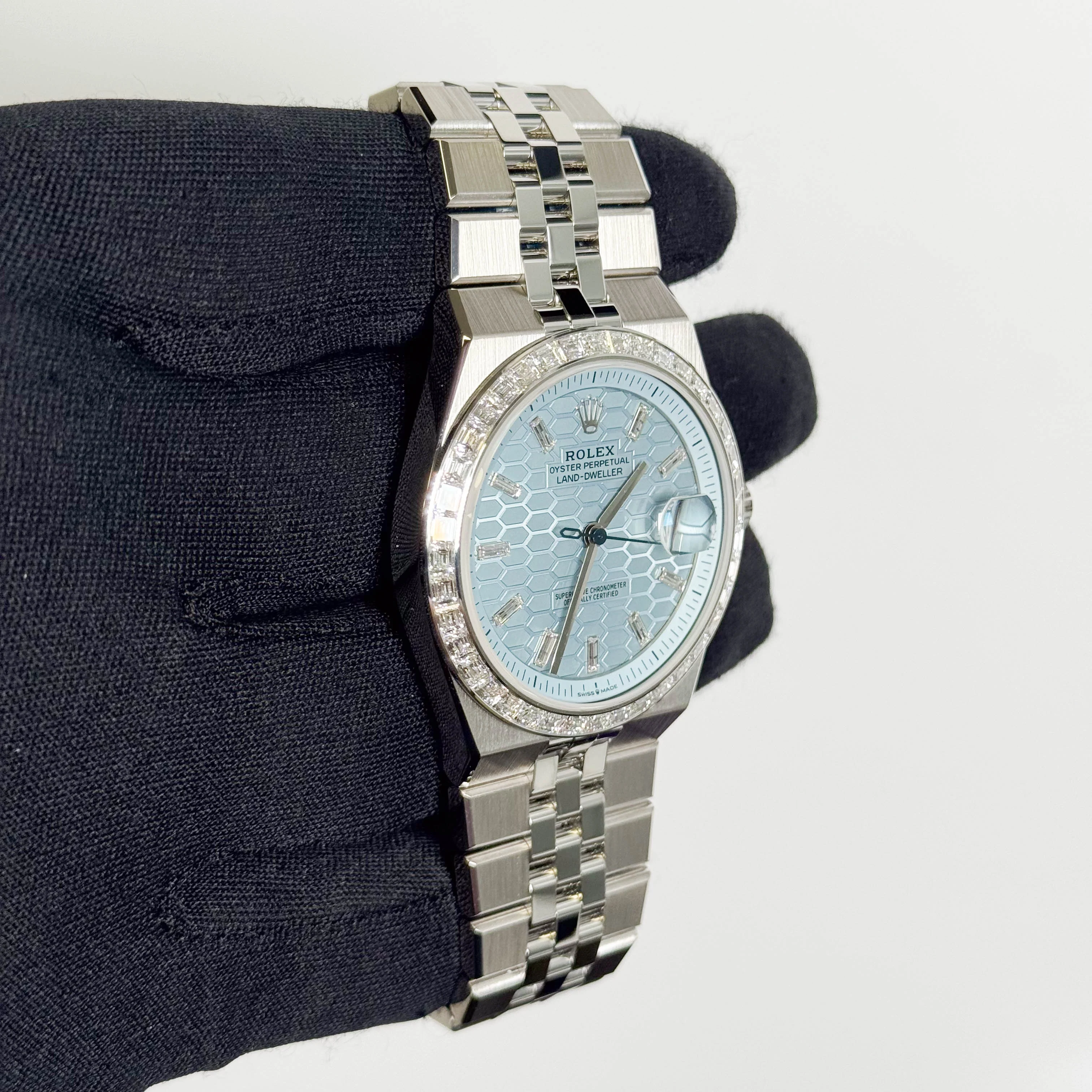 Rolex Land-Dweller Platinum 40mm Ice Blue Honeycomb Dial Watch Ref# 127386TBR - Image 3