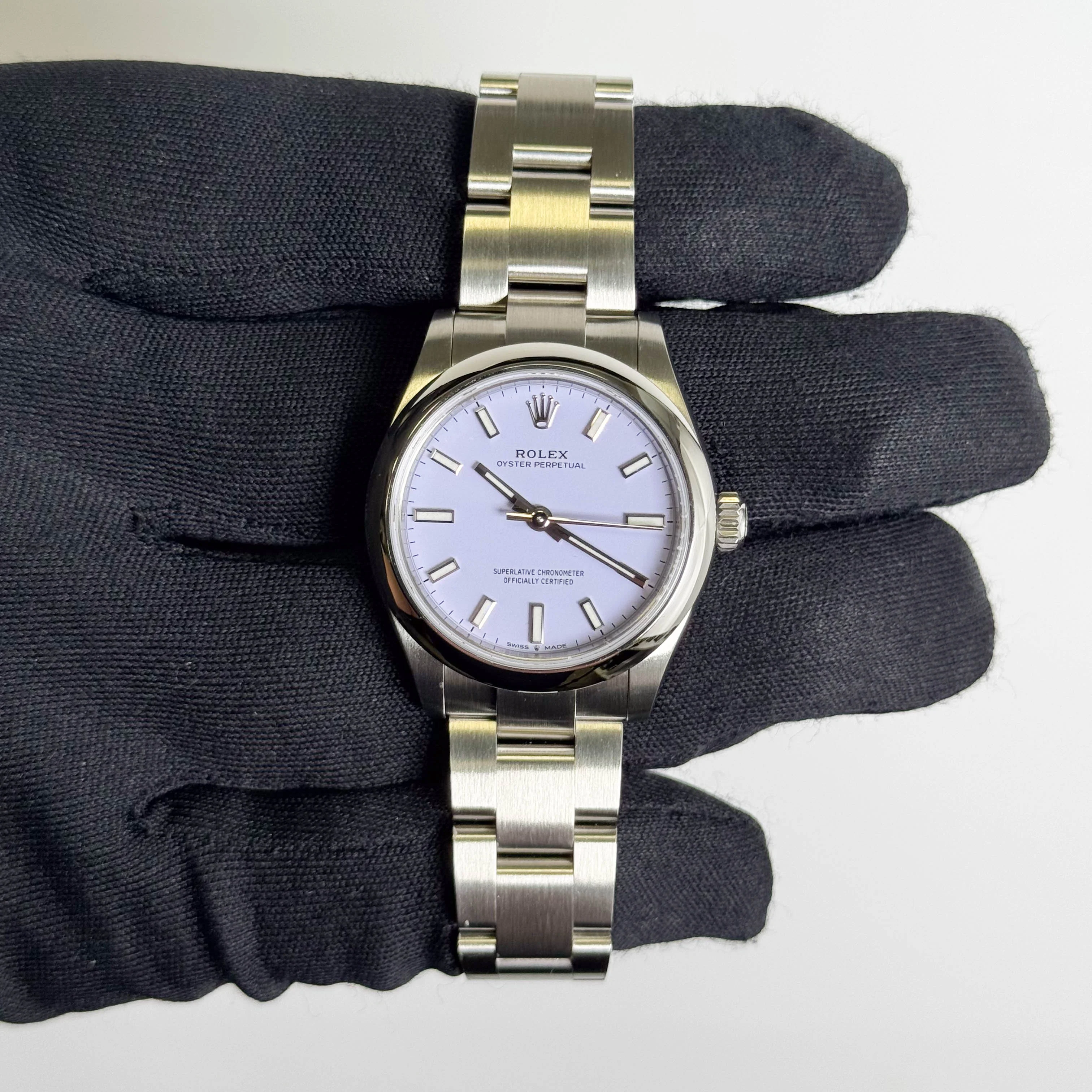 Rolex Oyster Perpetual 31mm Lilac Dial Watch Ref# 277200 - Image 2
