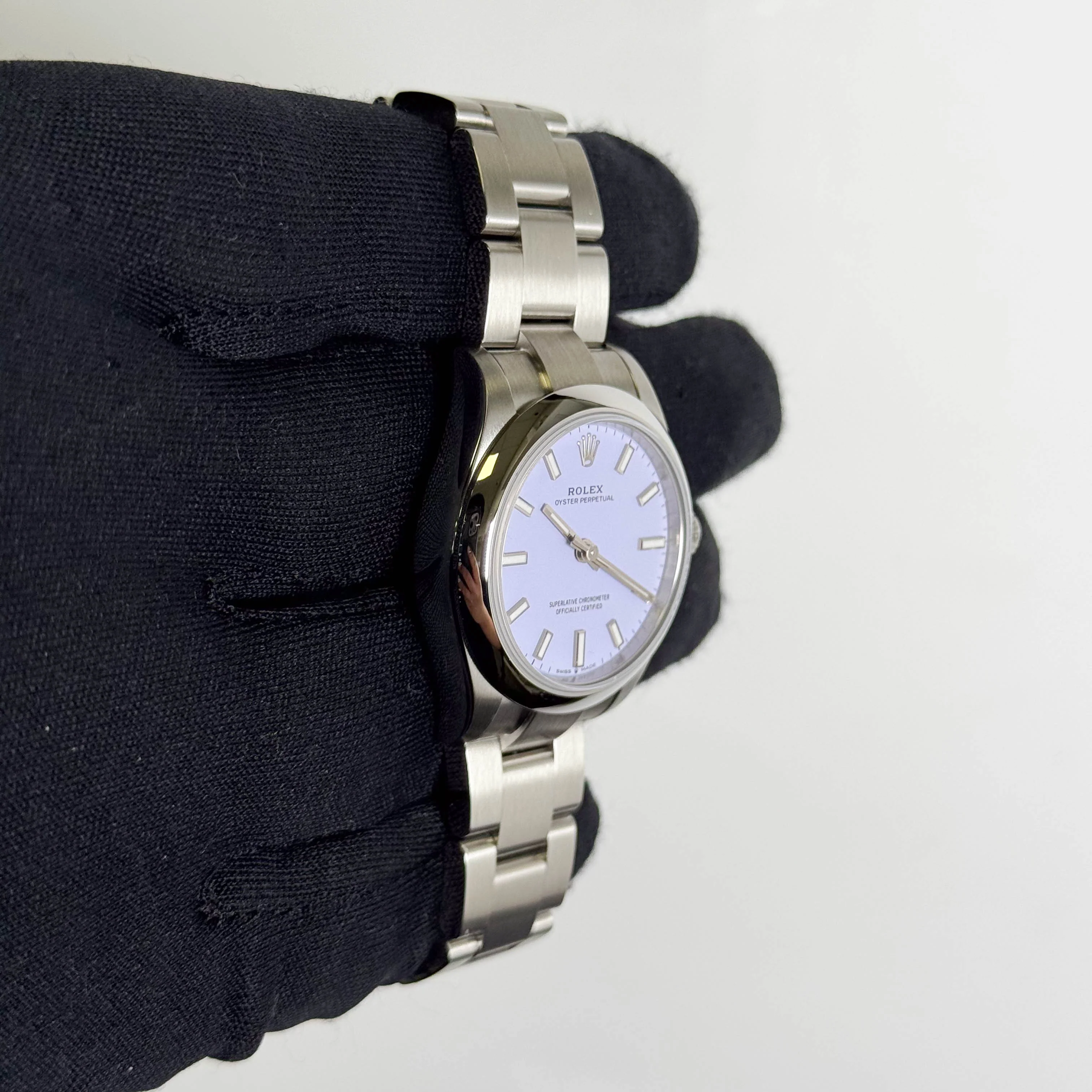 Rolex Oyster Perpetual 31mm Lilac Dial Watch Ref# 277200 - Image 3