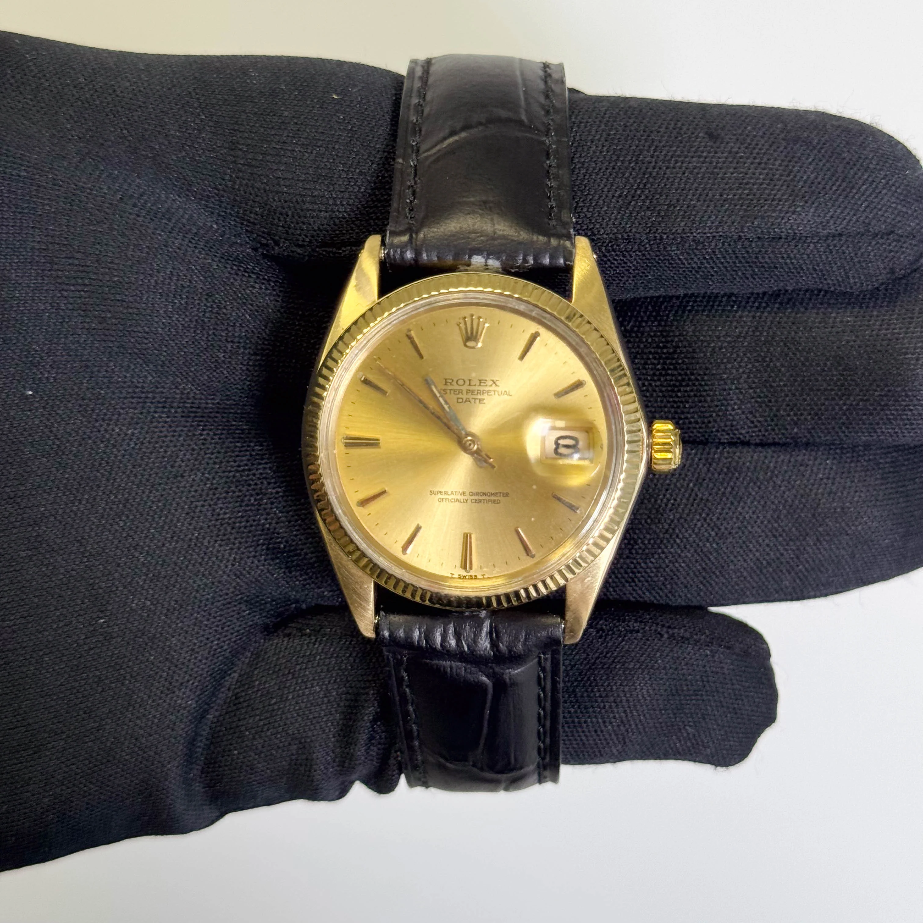 Rolex Oyster Perpetual 34mm Champagne Dial Watch Ref# 1503 - Image 2