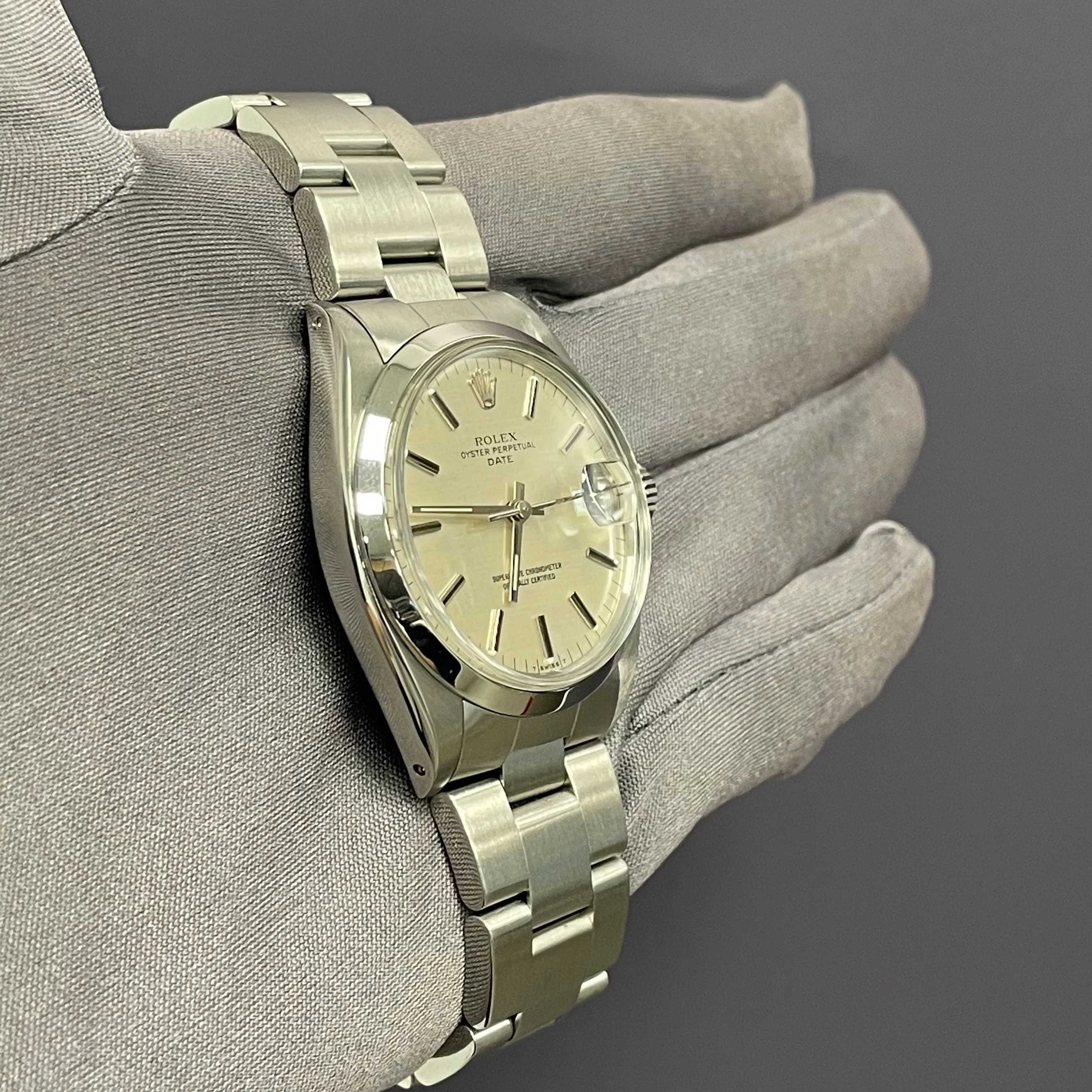 Rolex Oyster Perpetual 34mm Silver Dial Watch Ref# 1500 - Image 3