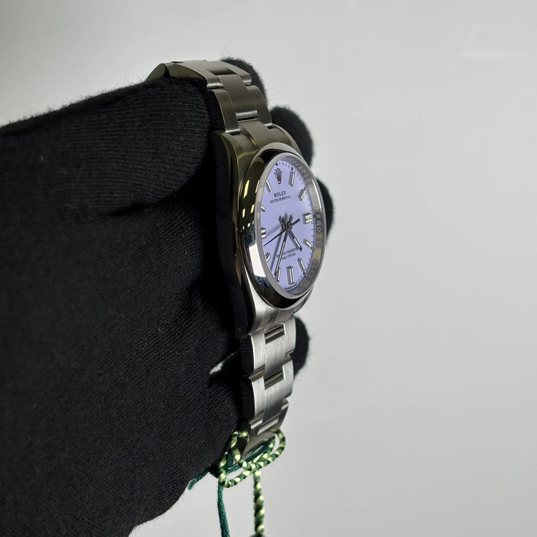 Rolex Oyster Perpetual 36mm Lavender Dial Watch Ref# 126000 - Image 3