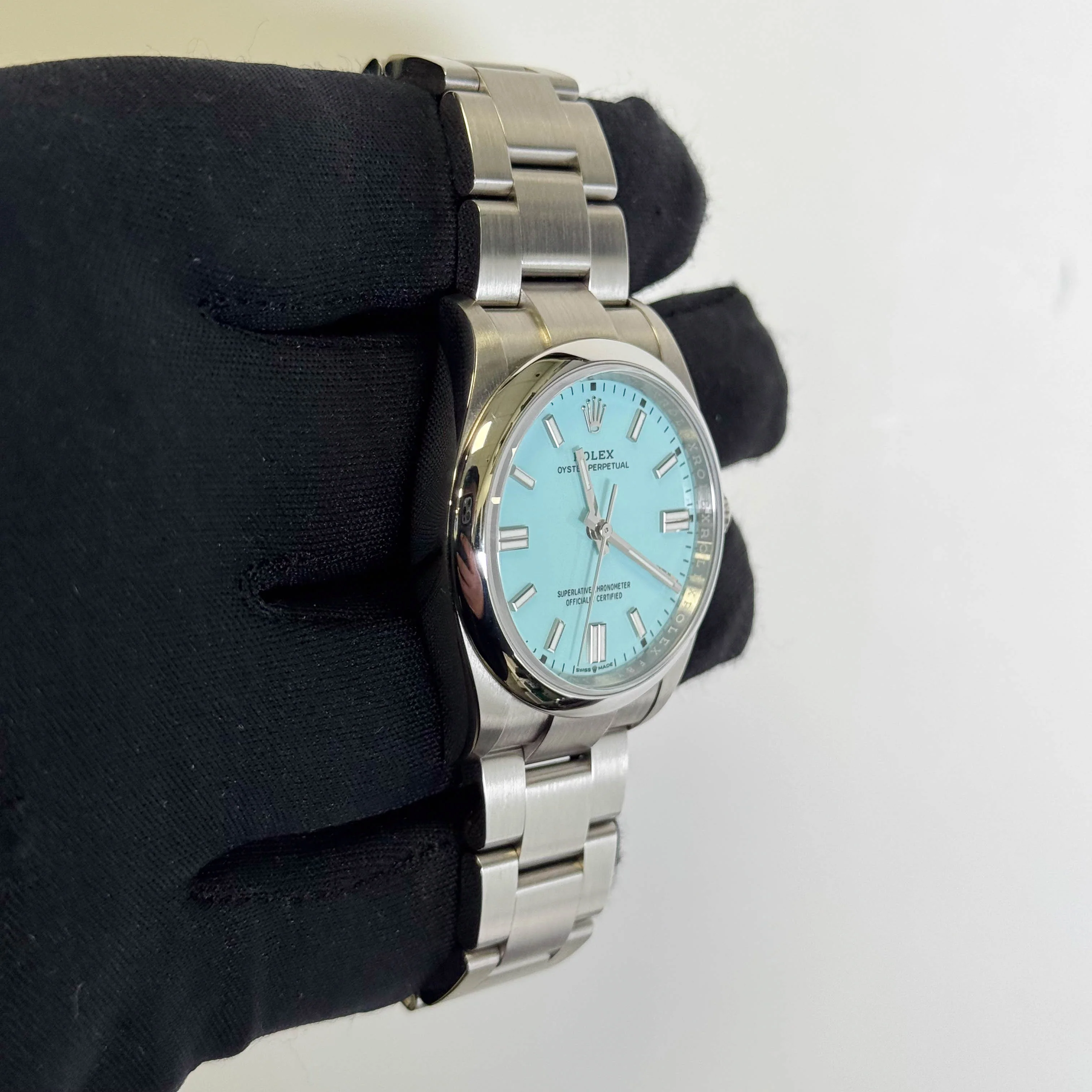 Rolex Oyster Perpetual 36mm Tiffany Dial Watch Ref# 126000 - Image 3