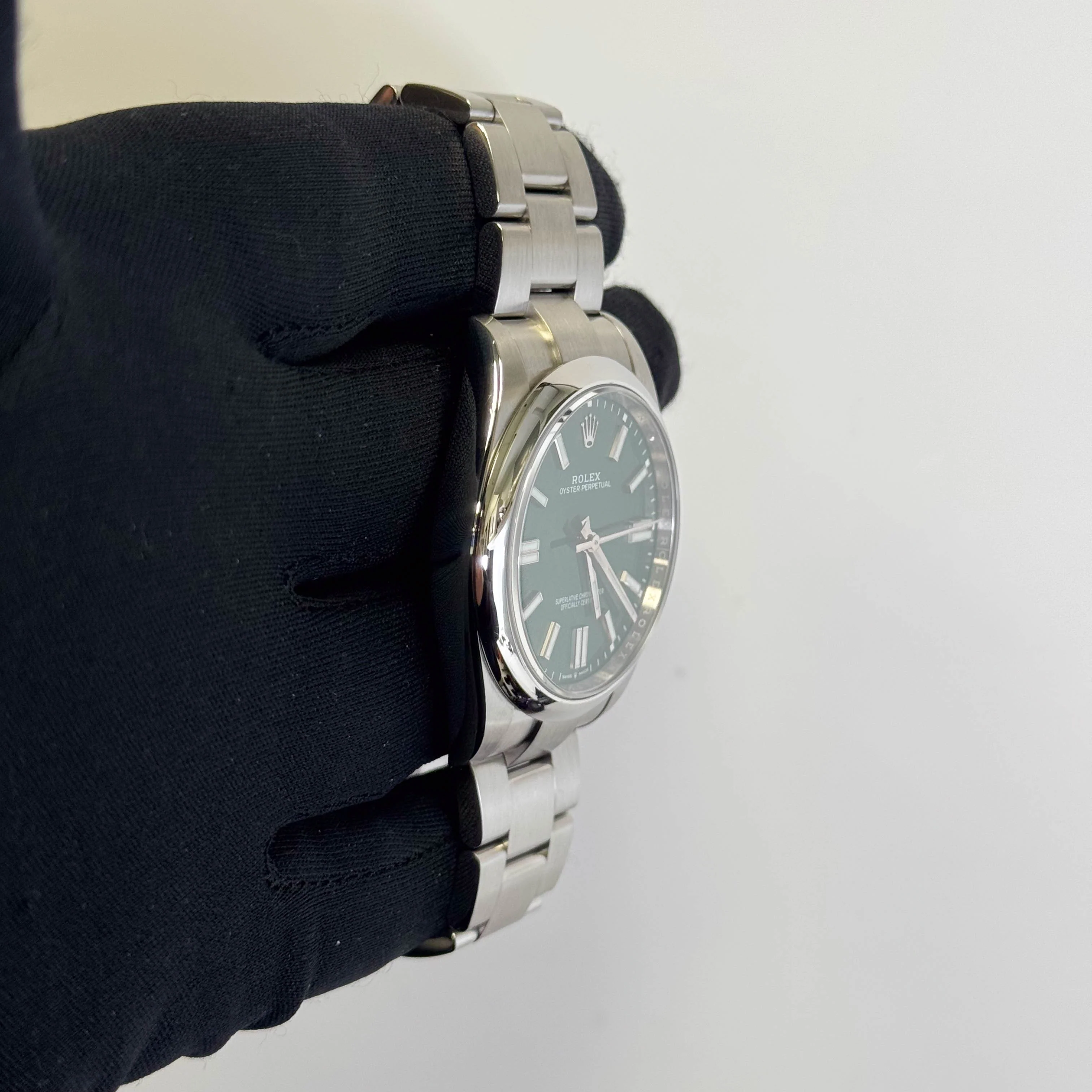 Rolex Oyster Perpetual 41mm Green Dial Watch Ref# 124300 - Image 3