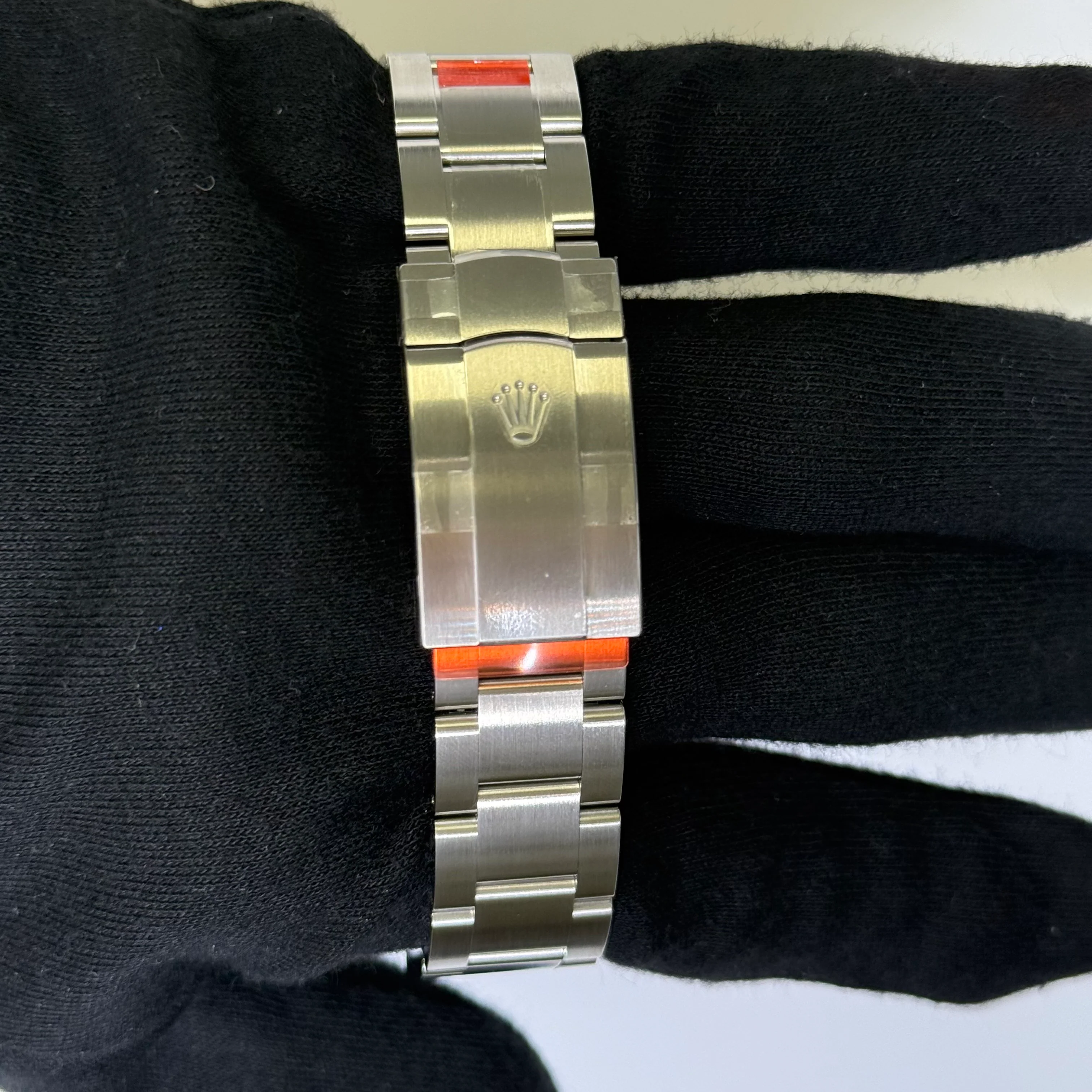 Rolex Oyster Perpetual 41mm Pistachio Dial Watch Ref# 134300 - Image 4