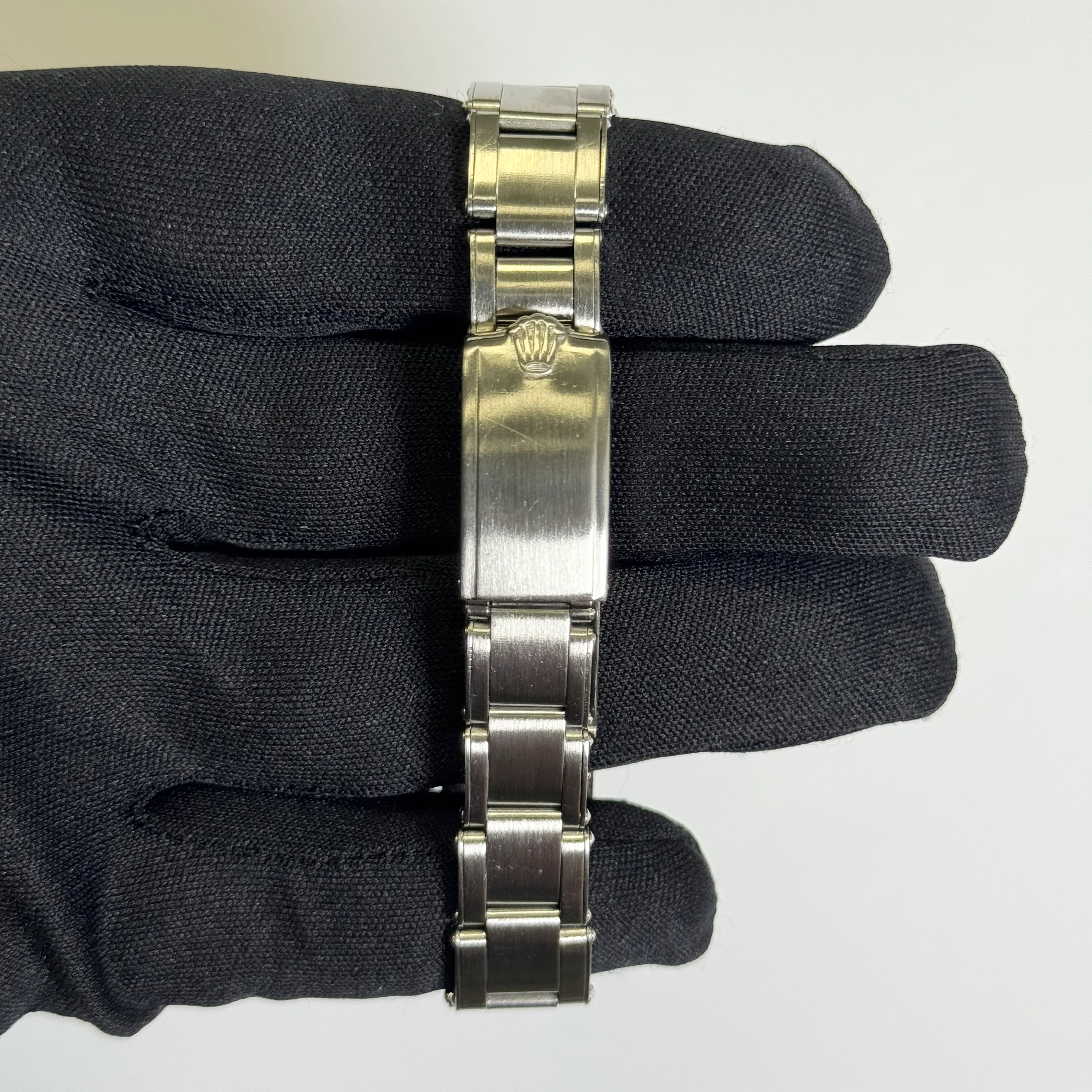 Rolex Oysterdate 31mm Turquoise Dial Watch Ref# 6466 - Image 4