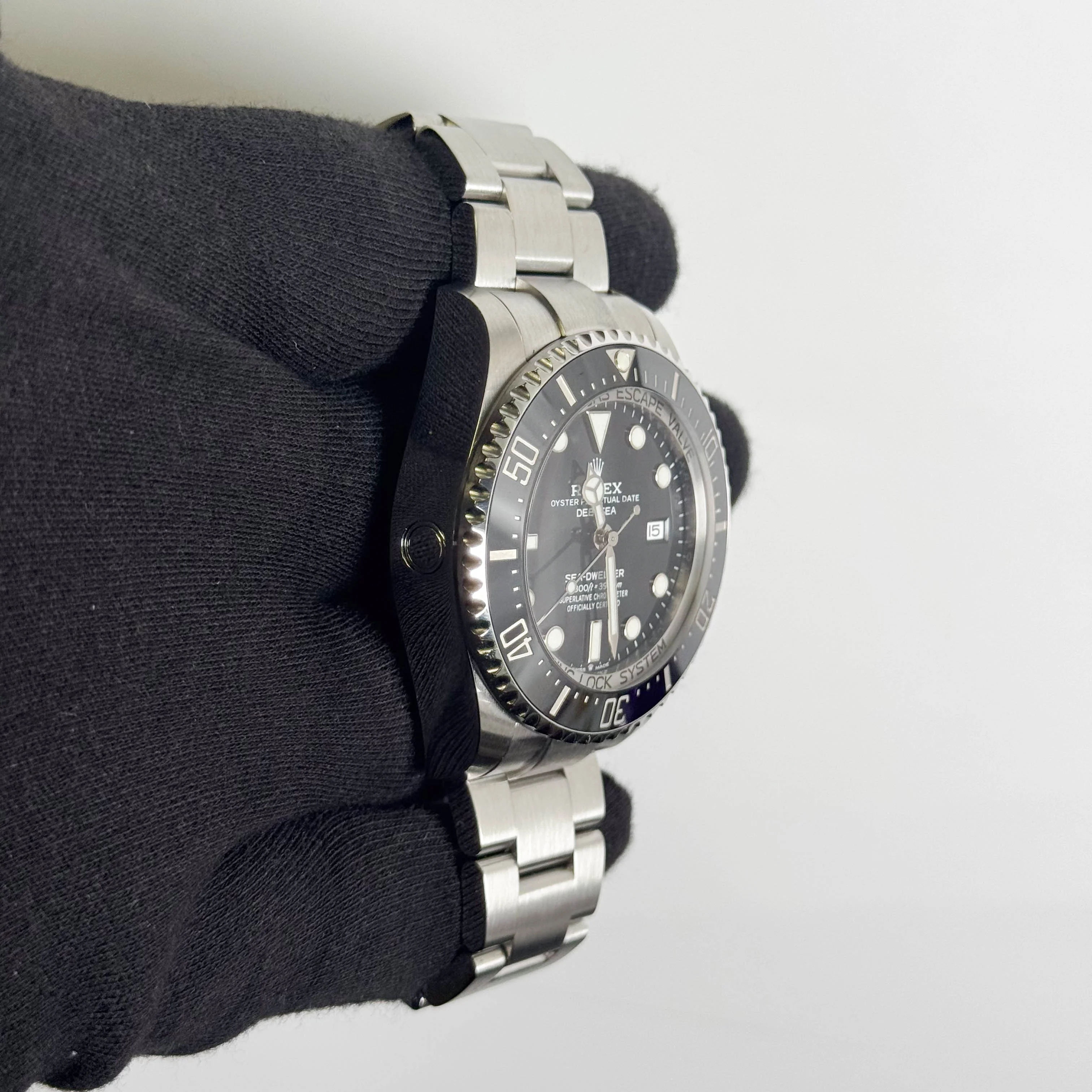 Rolex Sea-Dweller 44mm Black Dial Watch Ref# 126660 - Image 3