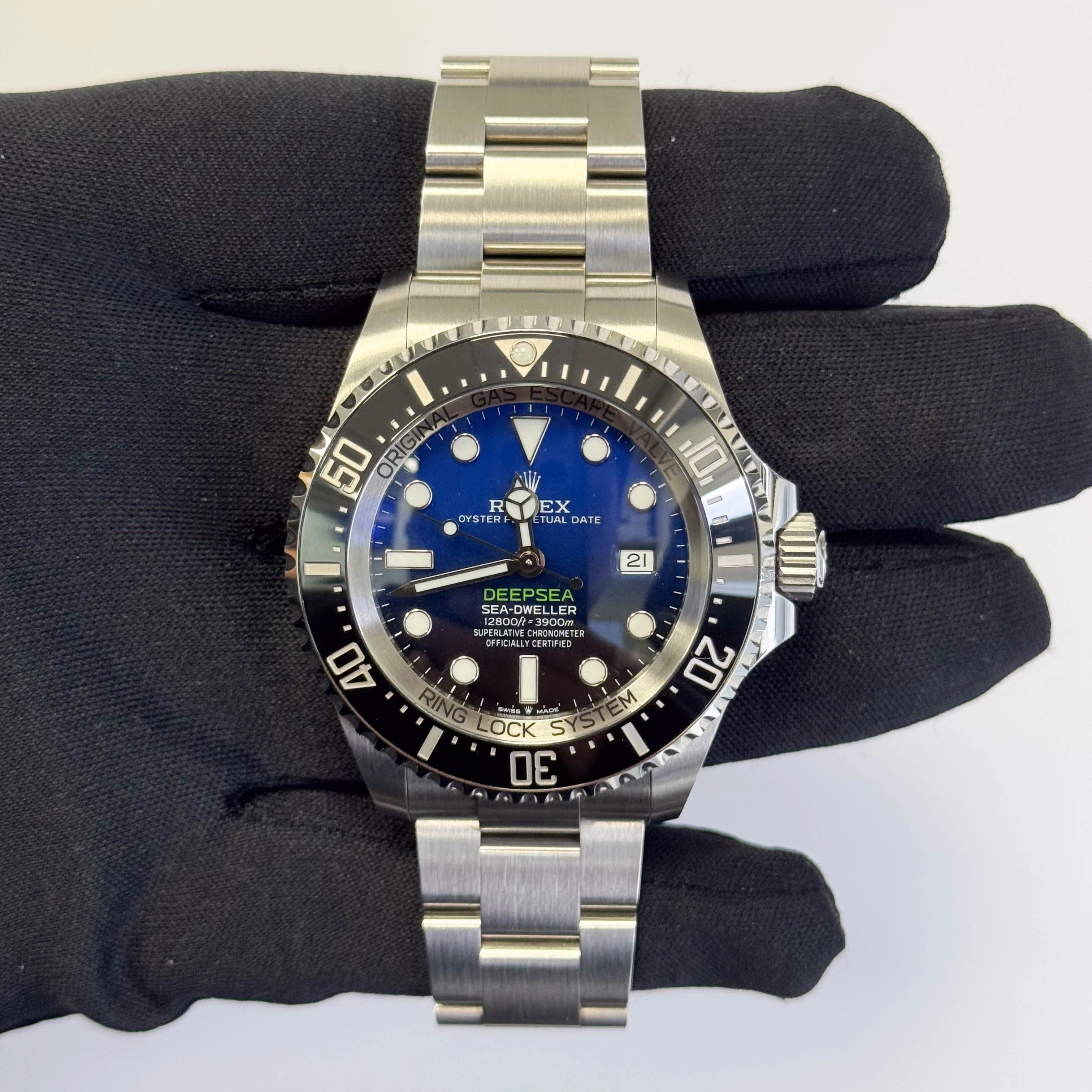 Rolex Sea-Dweller Deepsea 44mm Black/Blue Dial Watch Ref# 126660 - Image 2