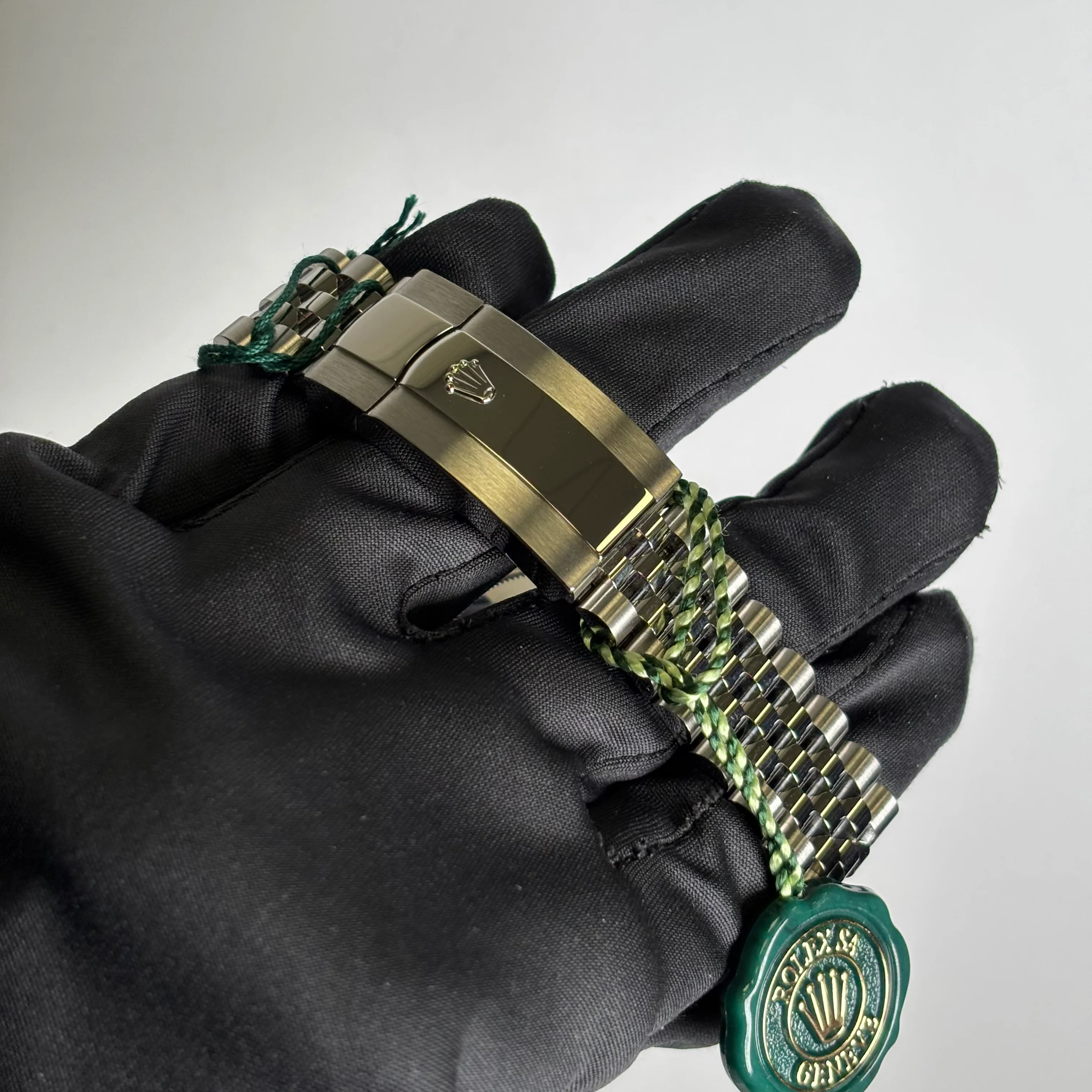 Rolex Sky-Dweller 42mm Blue Dial Watch Ref# 336934 - Image 4