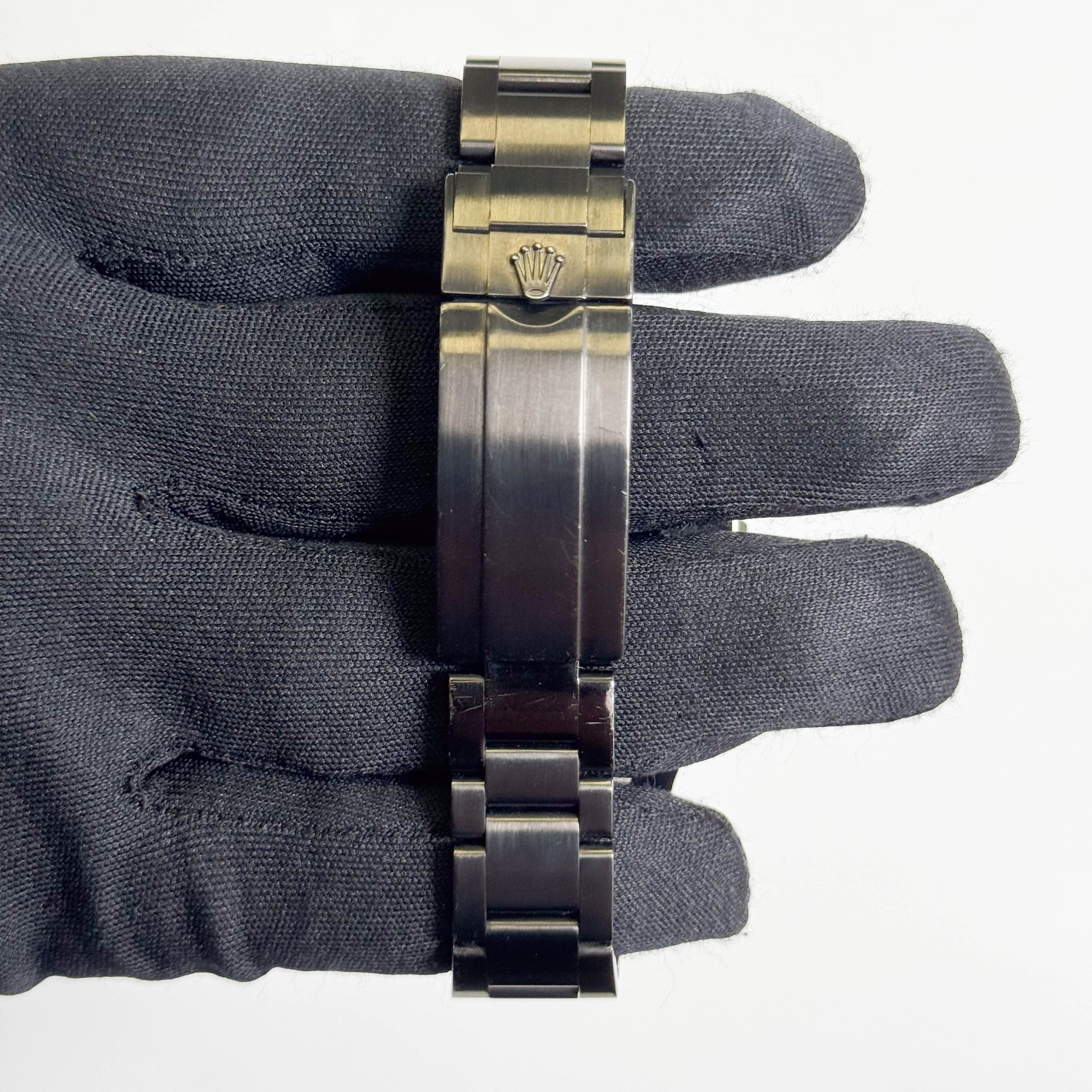 Rolex Submariner 40mm Black Dial Watch Ref# 116610 - Image 4