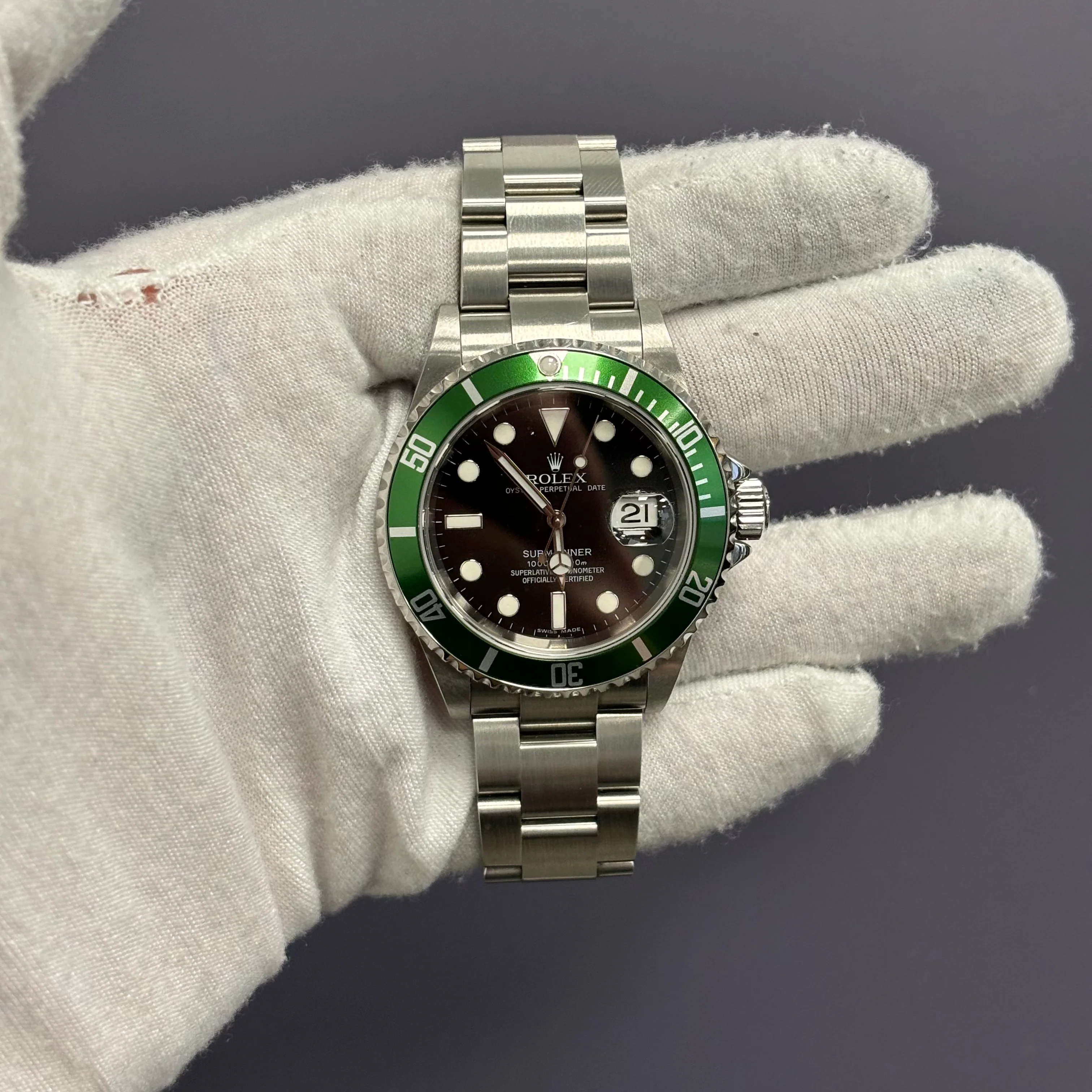 Rolex Submariner 40mm Black Dial Watch Ref# 16610LV - Image 2