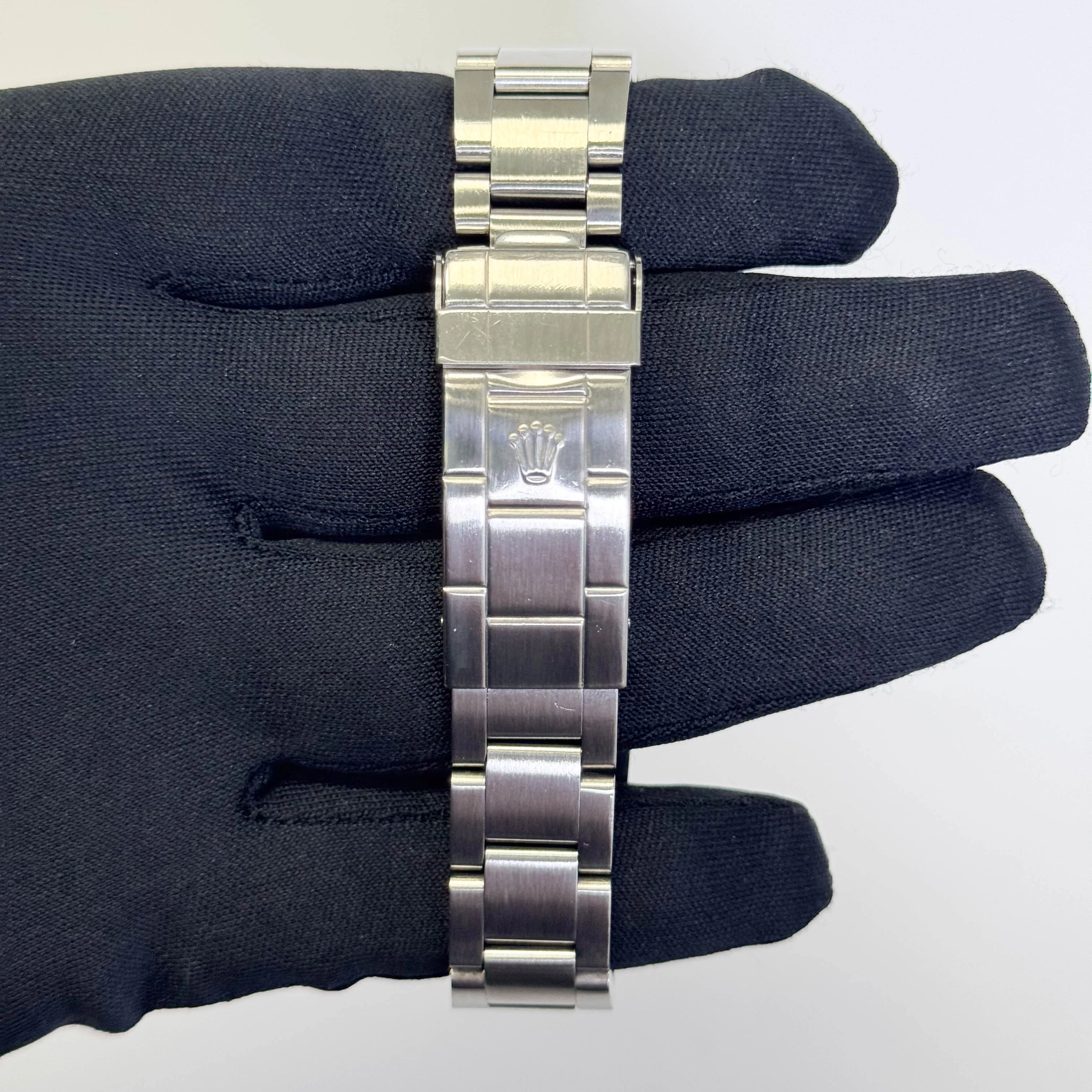 Rolex Submariner 40mm Black Dial Watch Ref# 16610 - Image 4
