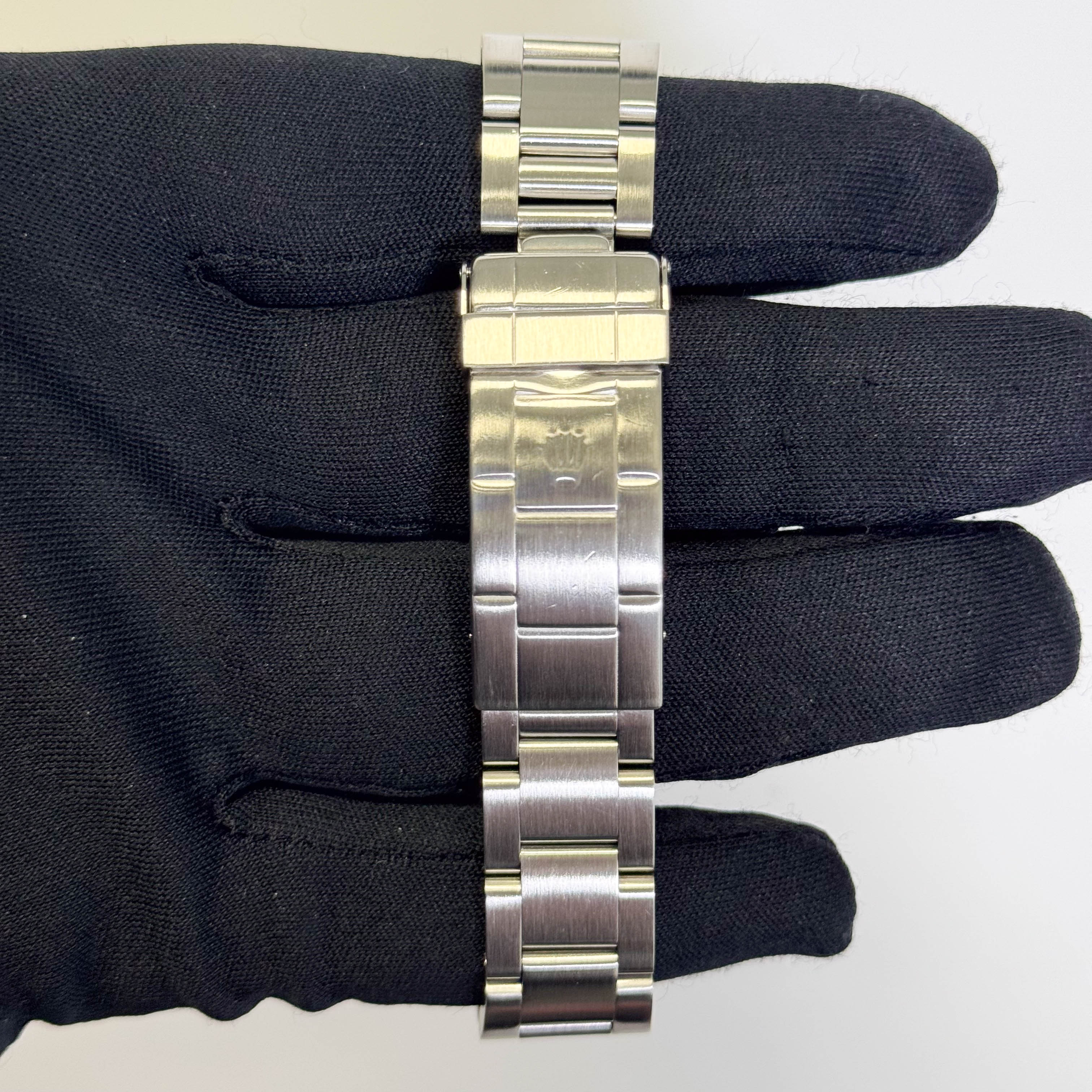 Rolex Submariner 40mm Black Dot Dial Watch Ref# 14060 - Image 4