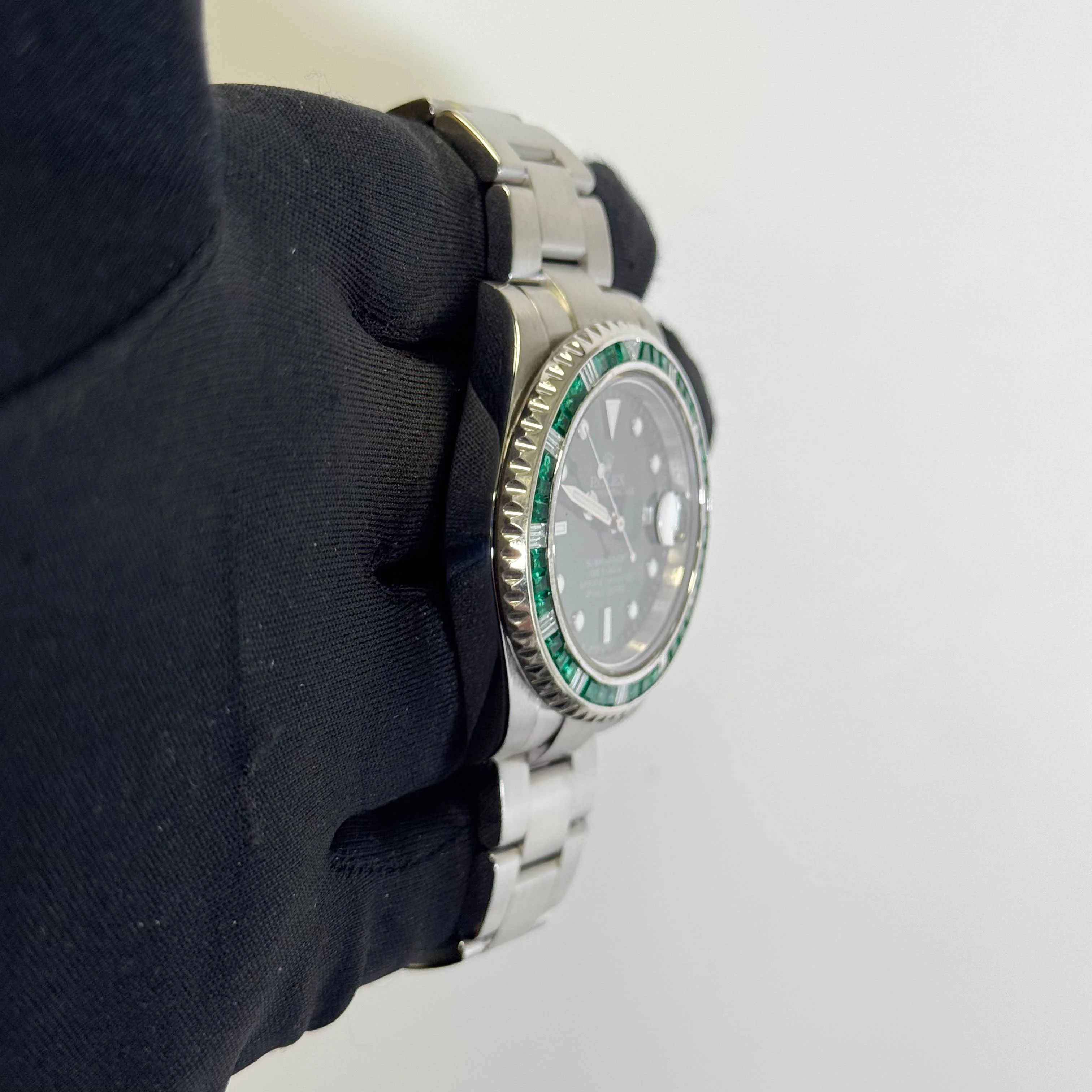 Rolex Submariner 40mm Green Dial Watch Ref# 116610LV - Image 3