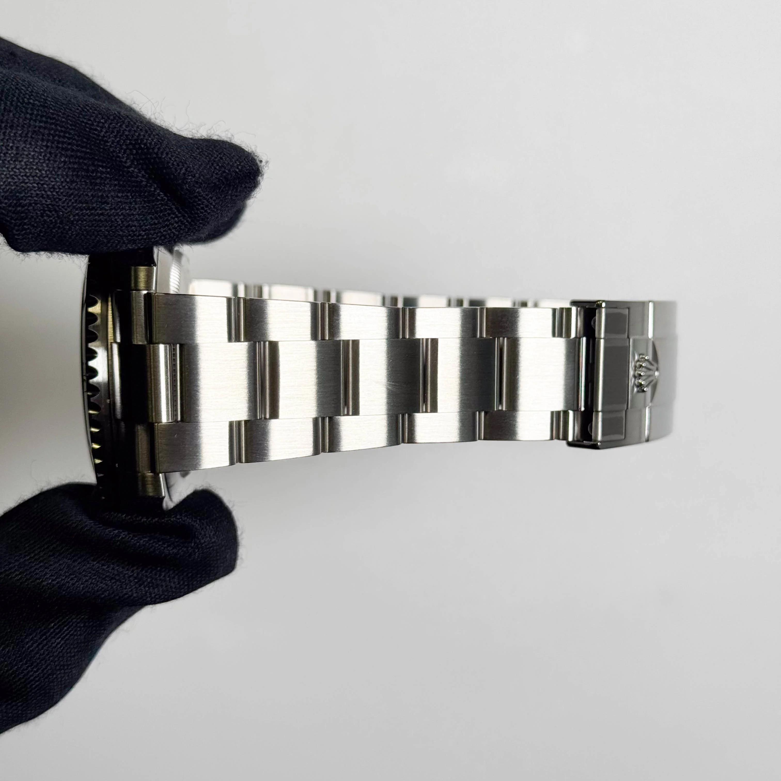 Rolex Submariner 41mm Black Dial Watch Ref# 126610LV - Image 5