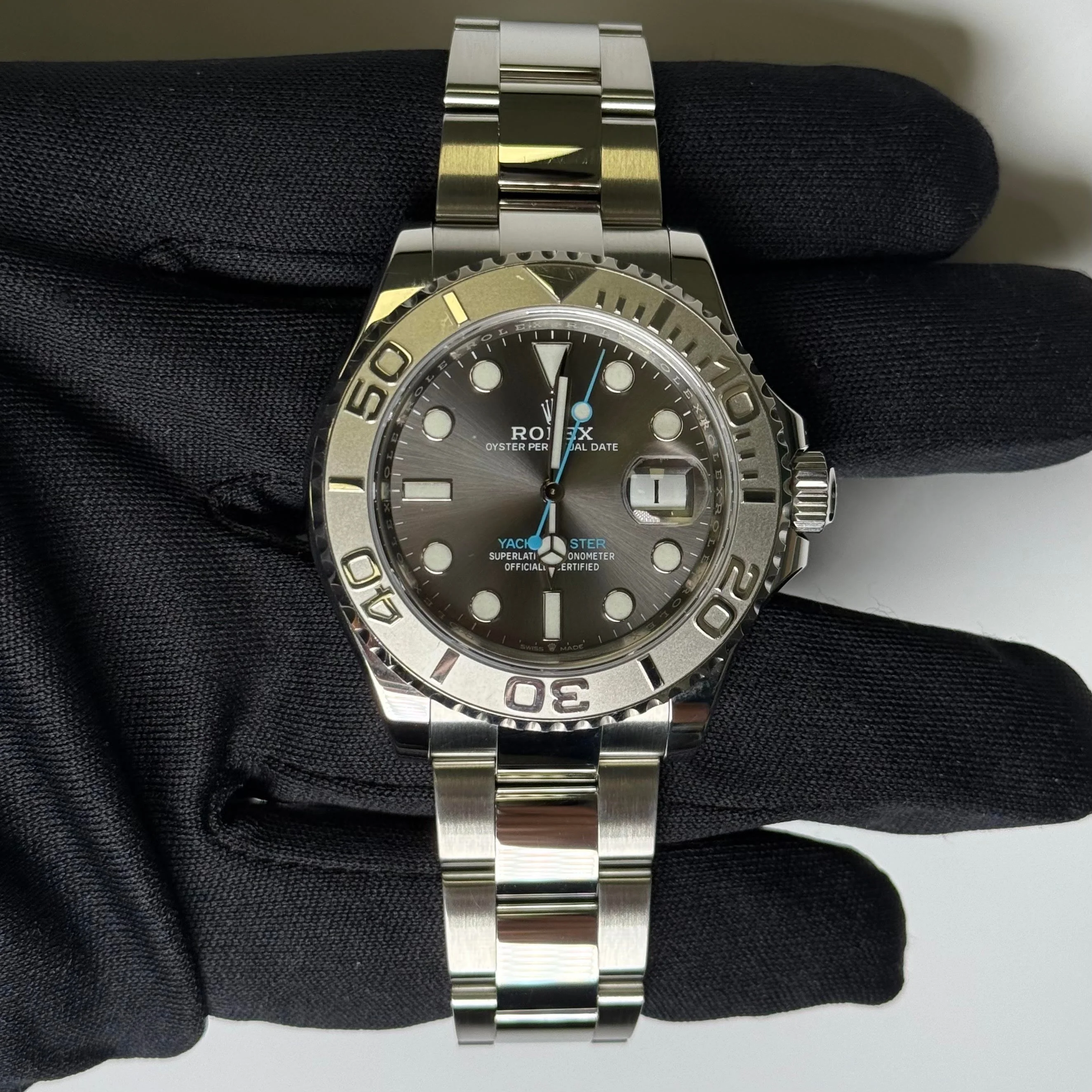 Rolex Yacht-Master 40mm Rhodium Dial Watch Ref# 126622 - Image 2