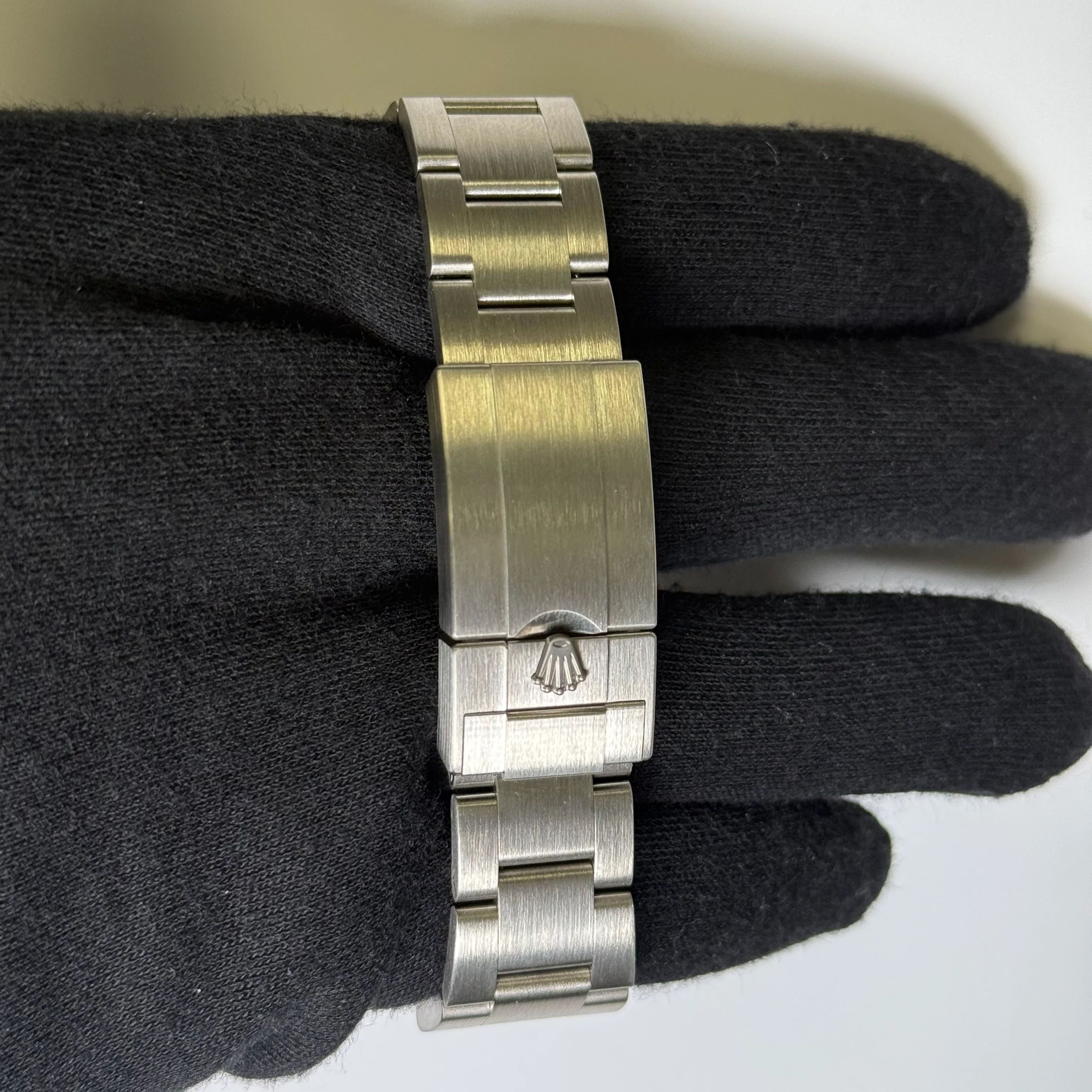 Rolex Yacht-Master 42mm Black Dial Watch Ref# 226627 - Image 4