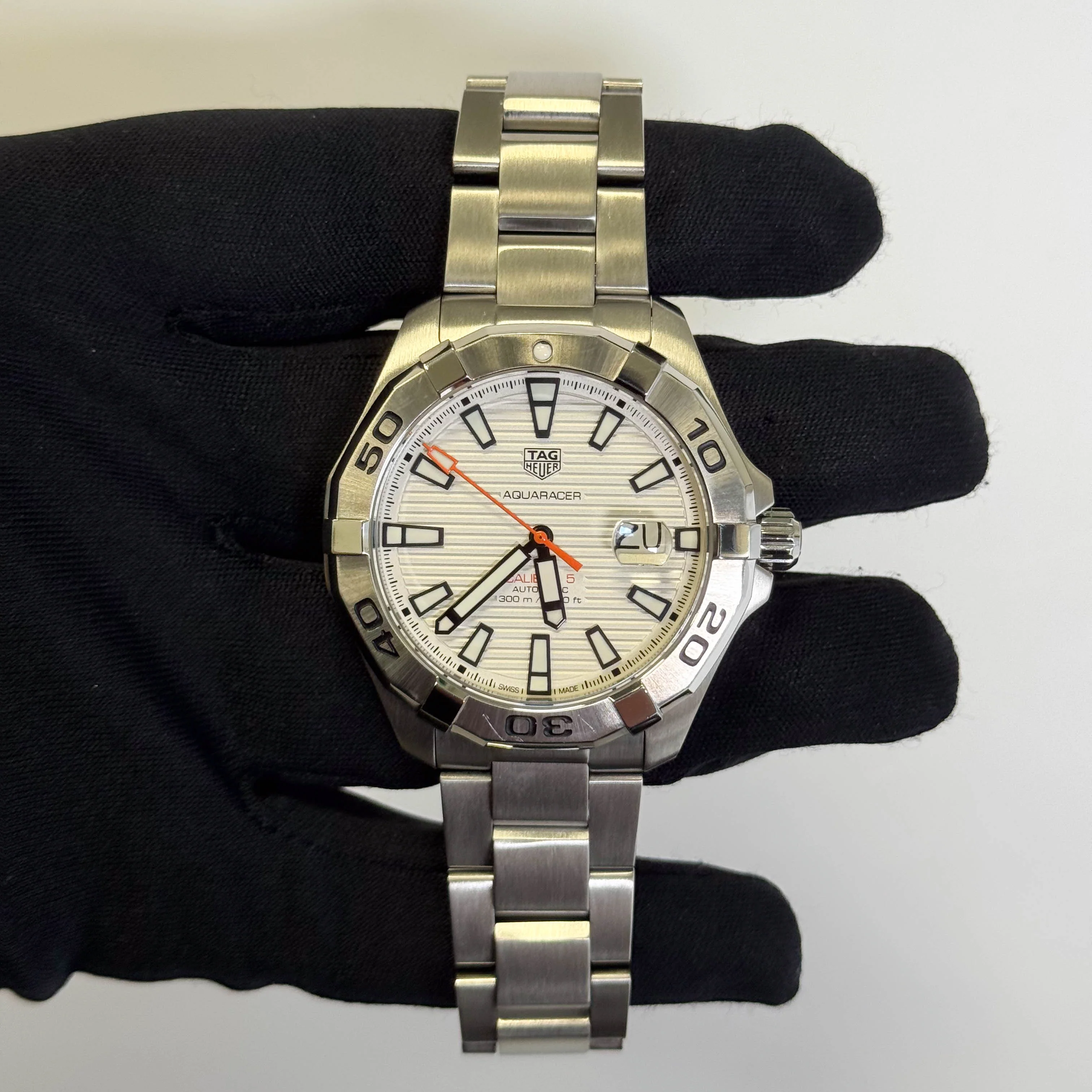 Tag Heuer Aquaracer 43mm White Dial Watch Ref# WAY2013.BA0927 - Image 2